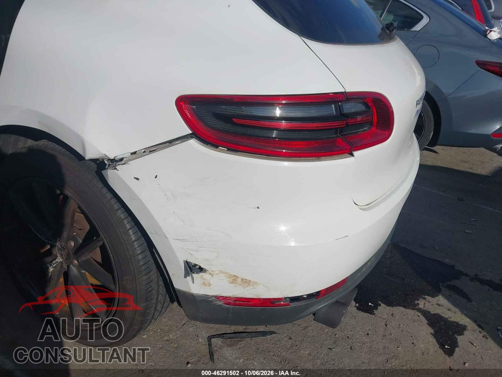 PORSCHE MACAN 2015 - WP1AB2A55FLB56805