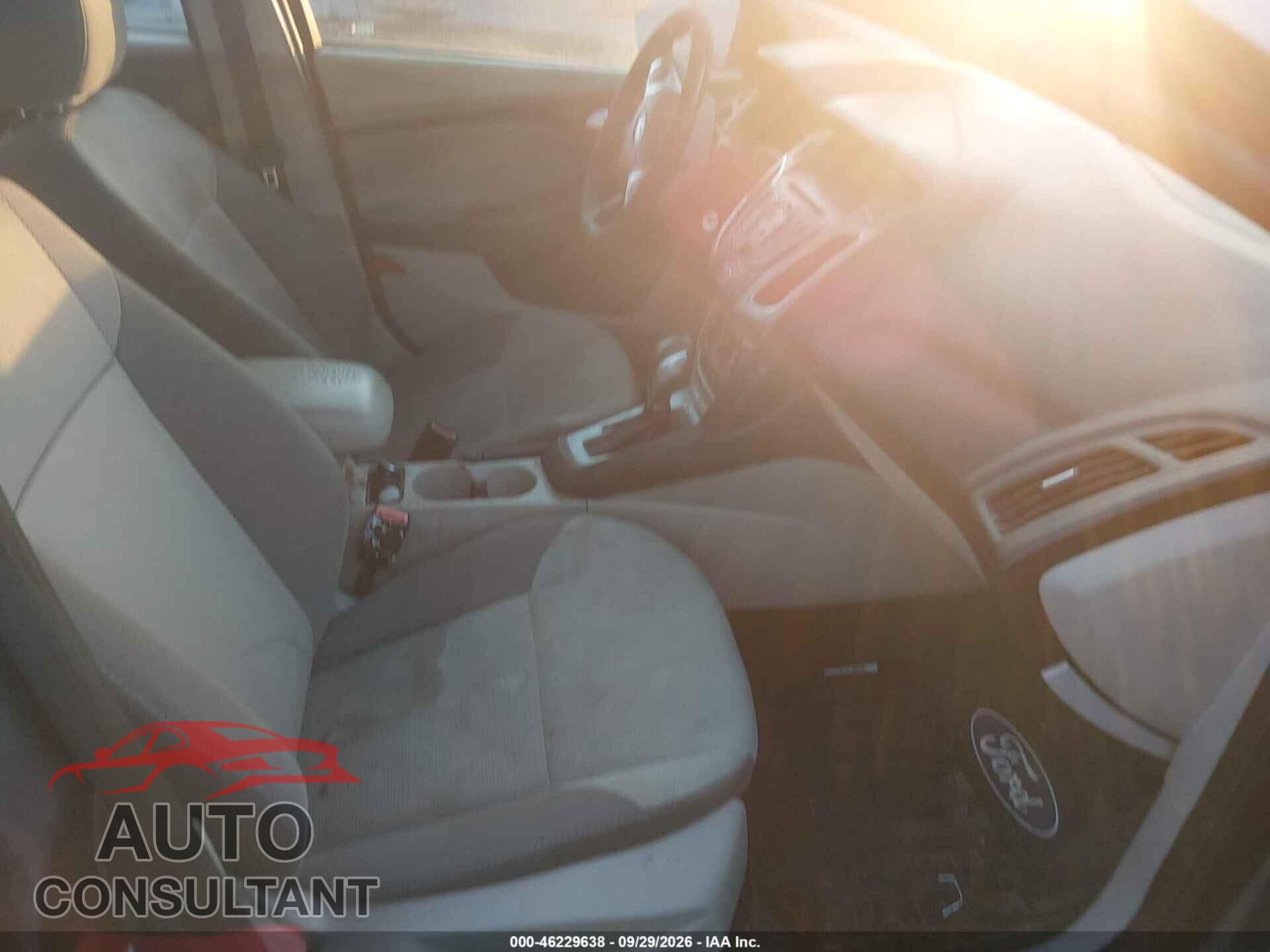 FORD FOCUS 2014 - 1FADP3F20EL207877