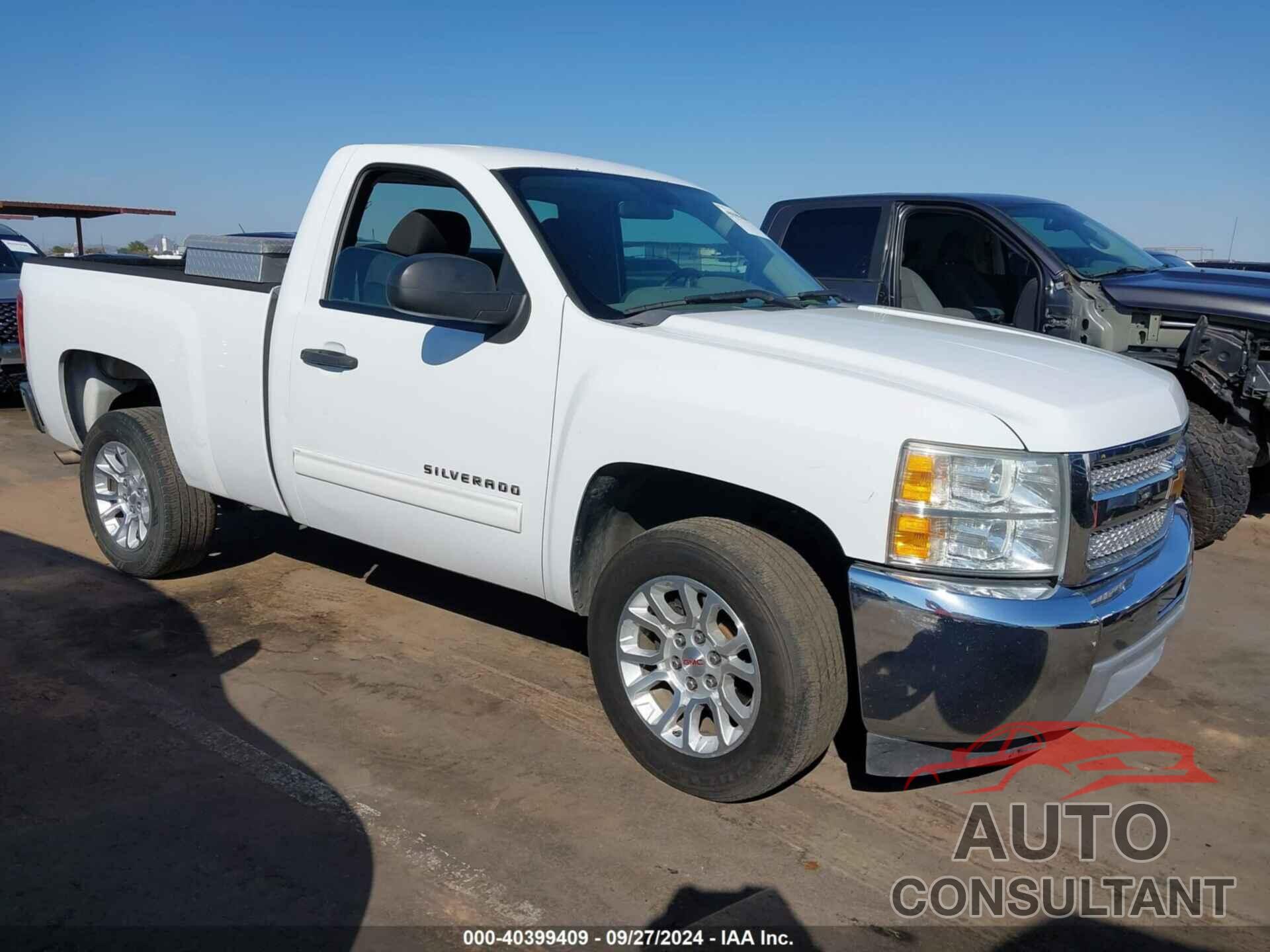CHEVROLET SILVERADO 1500 2013 - 1GCNCPEX6DZ112900