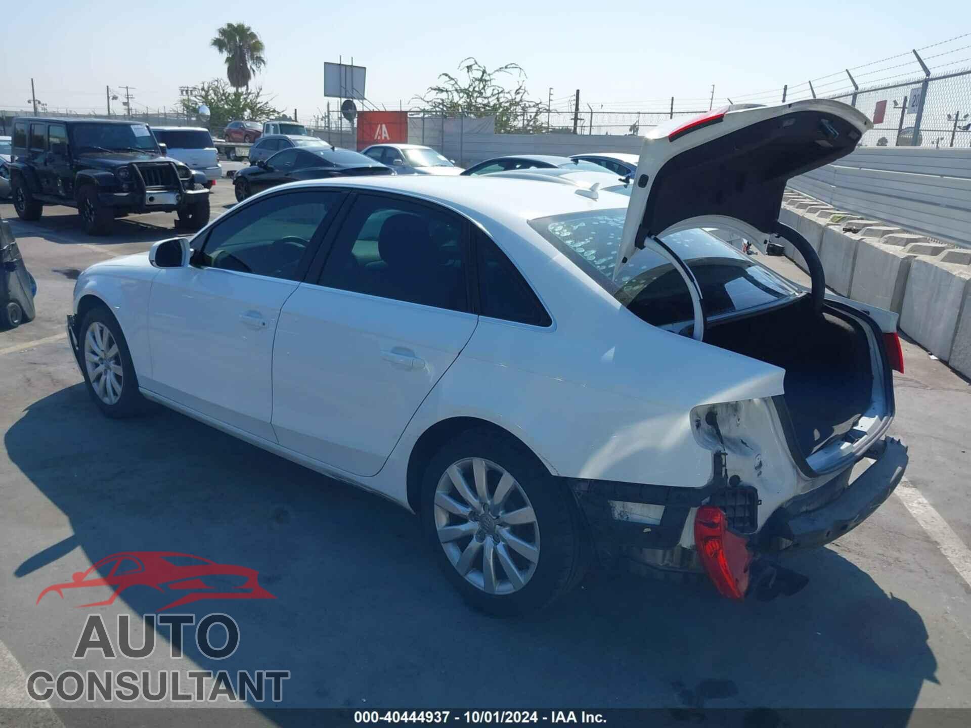 AUDI A4 2012 - WAUAFAFL2CN004596