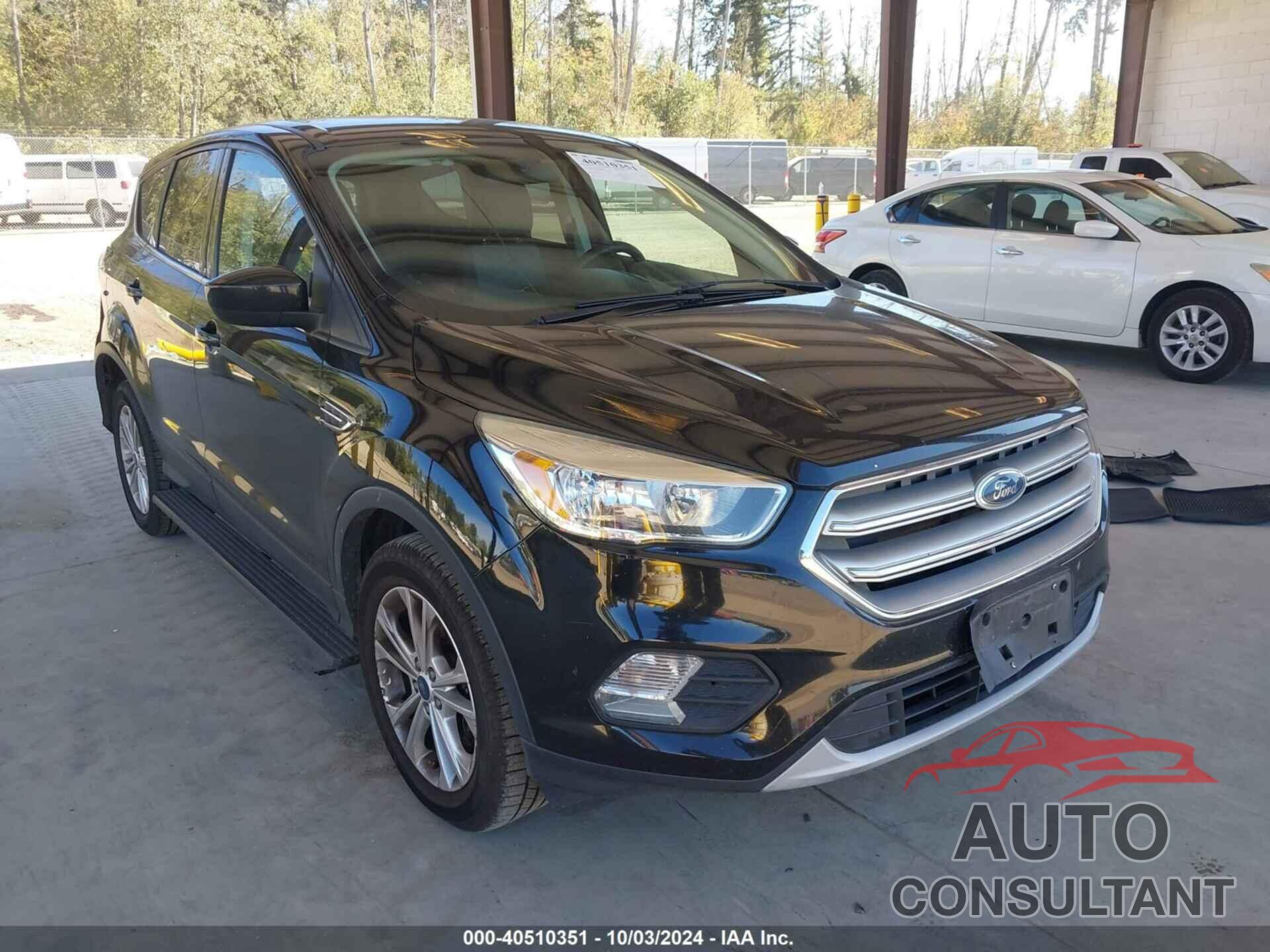 FORD ESCAPE 2017 - 1FMCU9GD6HUC55783