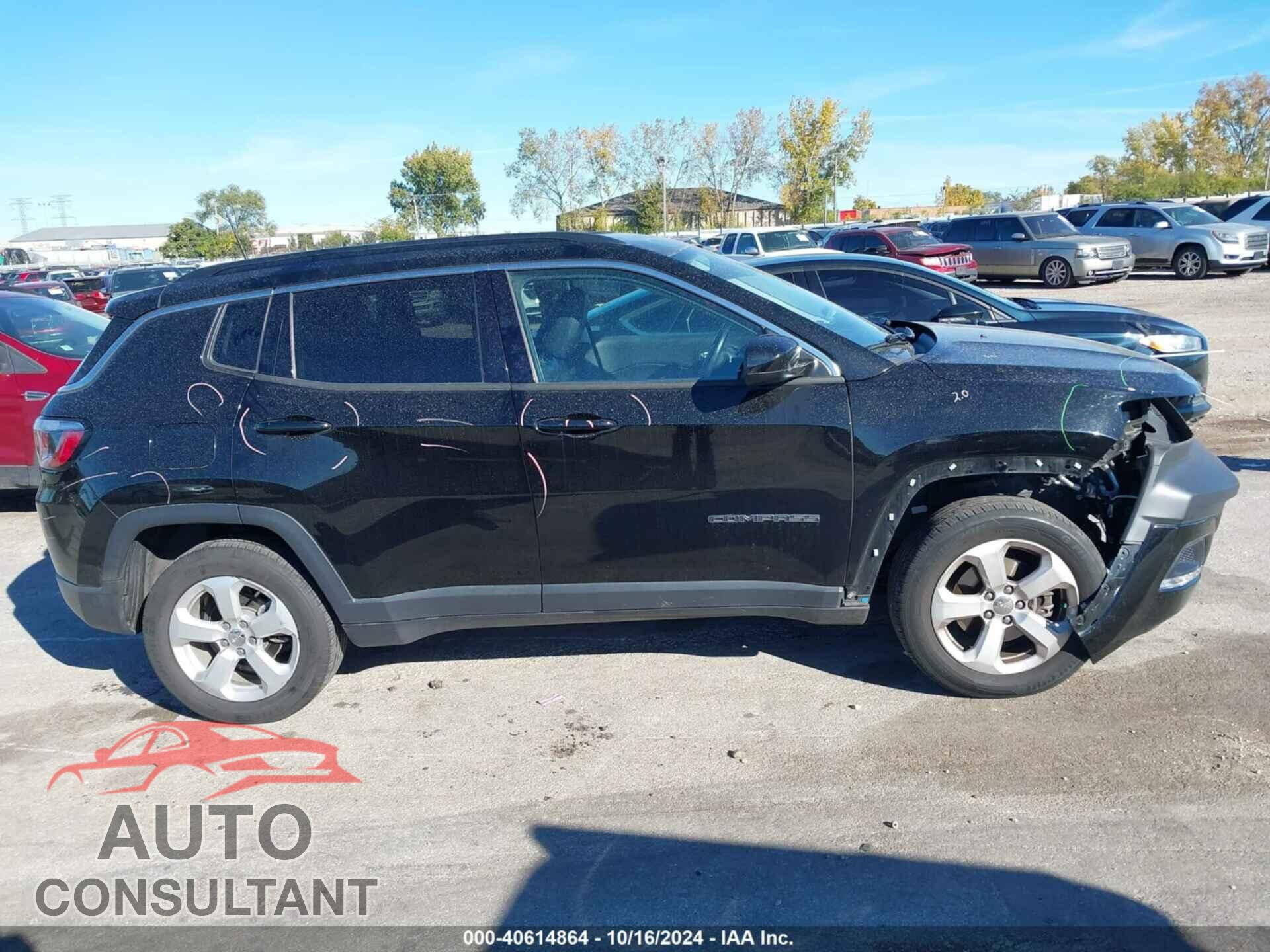 JEEP COMPASS 2018 - 3C4NJDBB4JT199504