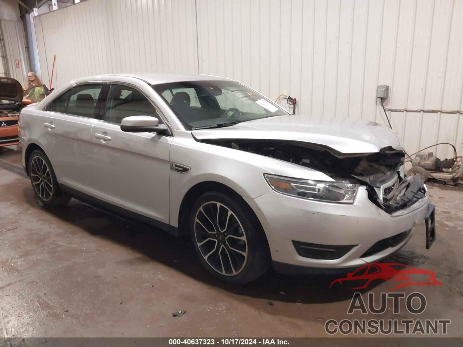 FORD TAURUS 2017 - 1FAHP2E8XHG110815