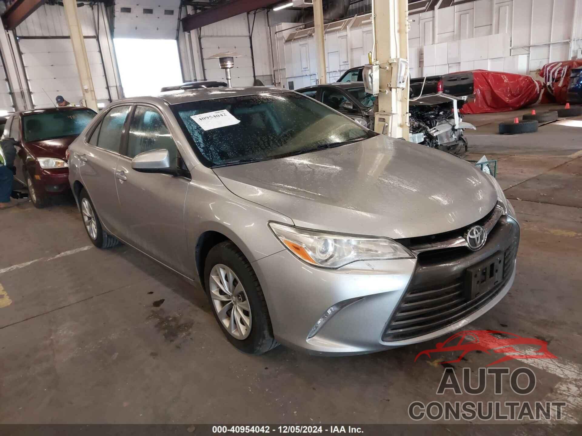 TOYOTA CAMRY 2016 - 4T4BF1FK9GR520689