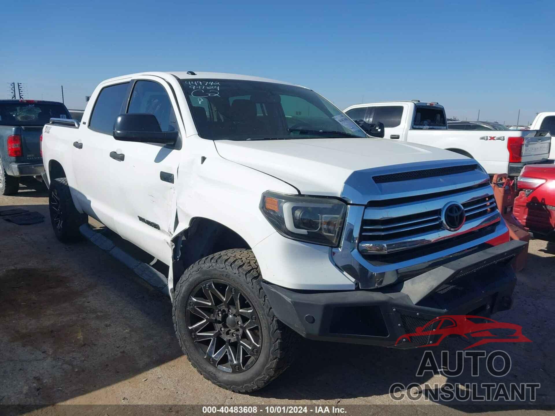 TOYOTA TUNDRA 2017 - 5TFDW5F13HX647945