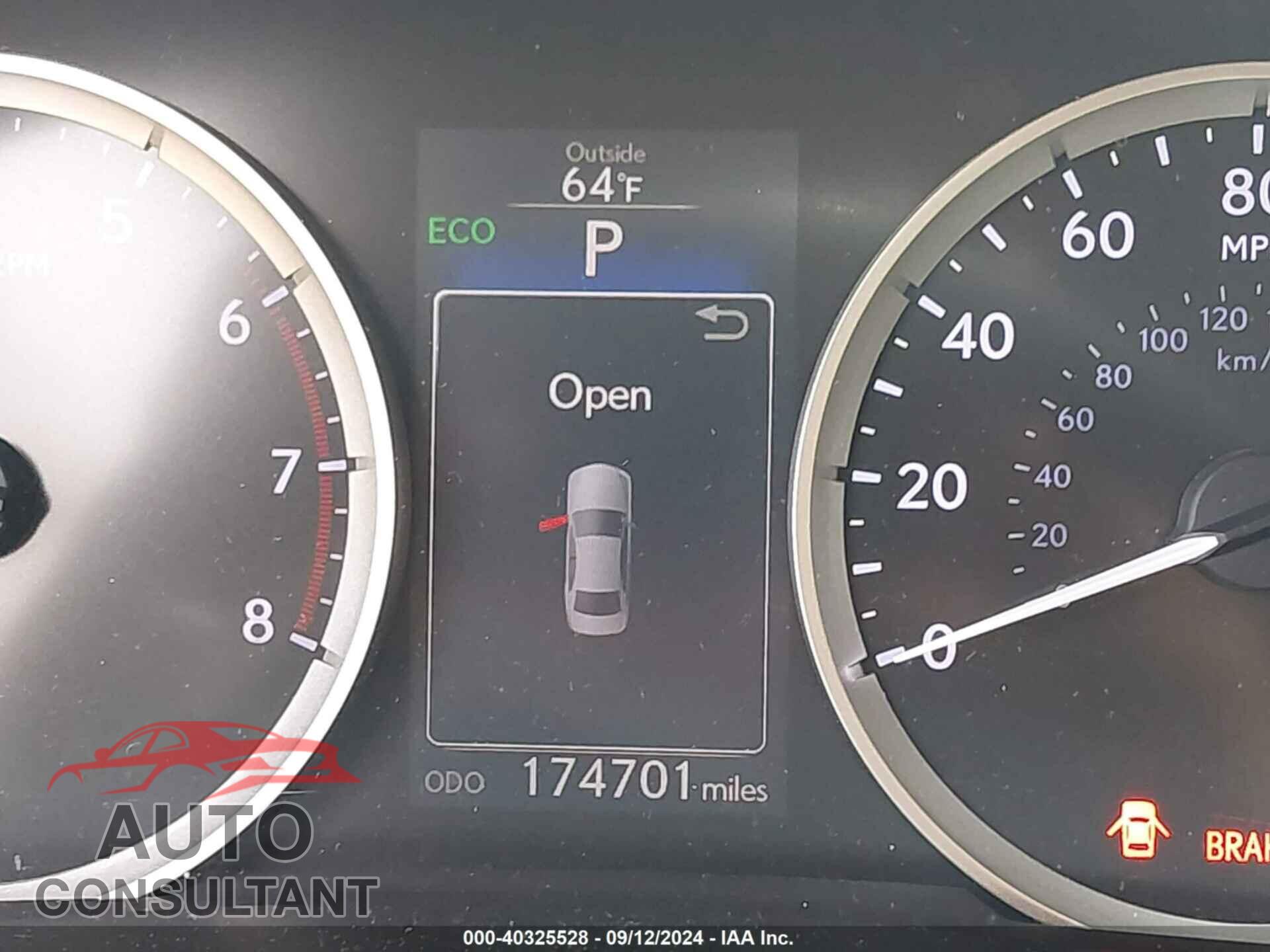 LEXUS IS 200T 2016 - JTHBA1D20G5006237
