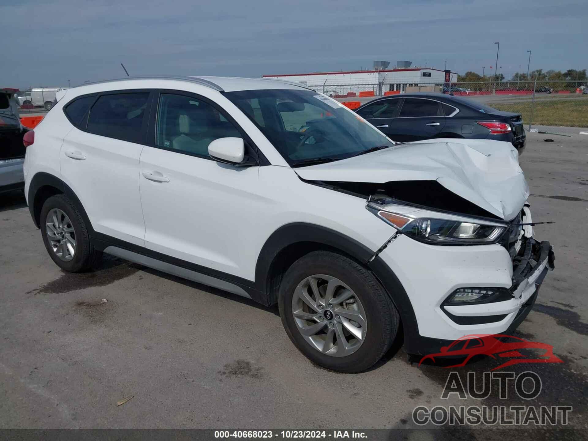 HYUNDAI TUCSON 2017 - KM8J33A42HU567616