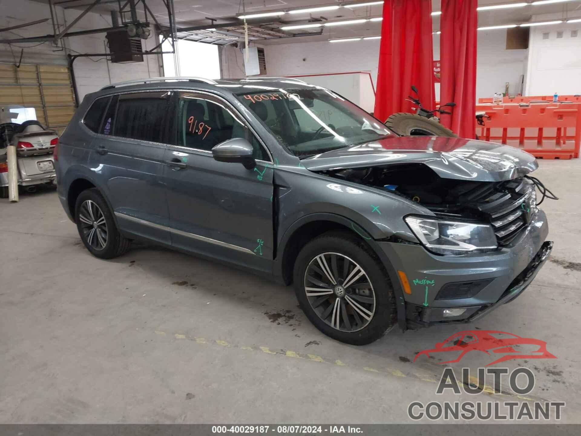 VOLKSWAGEN TIGUAN 2018 - 3VV2B7AX6JM138746