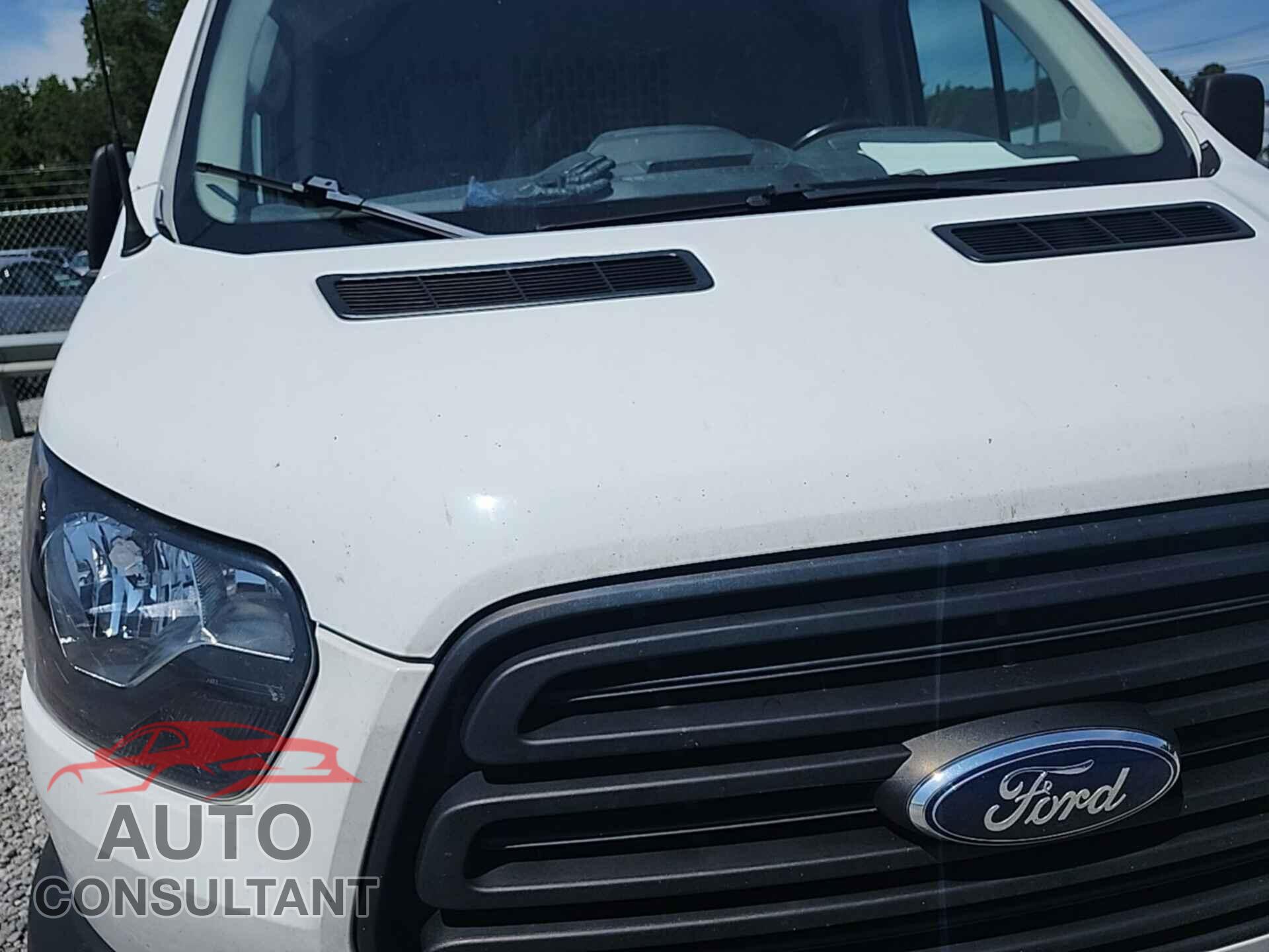 FORD TRANSIT 2019 - 1FTYR1YG7KKB08574