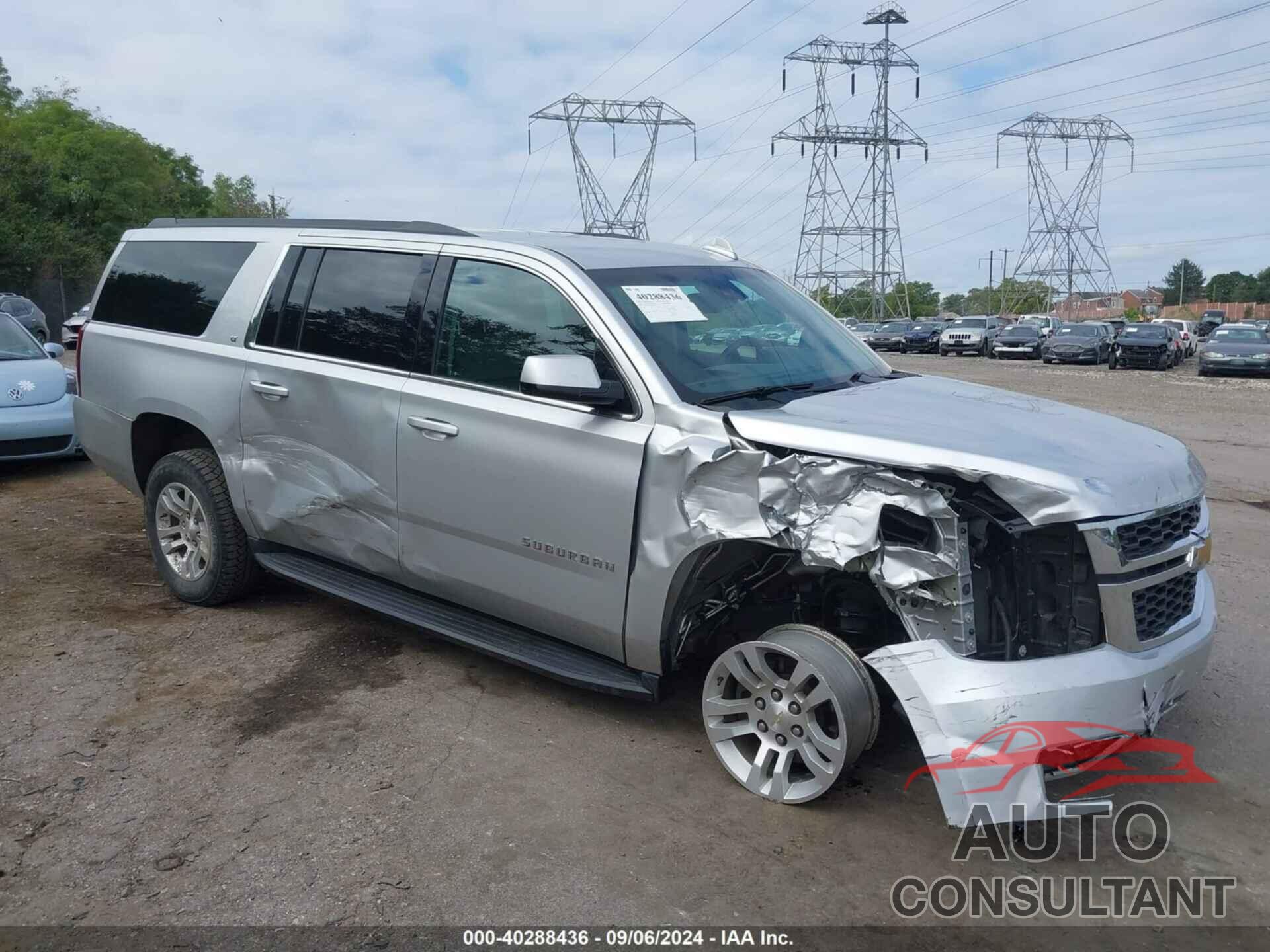 CHEVROLET SUBURBAN 2018 - 1GNSKHKC0JR361449