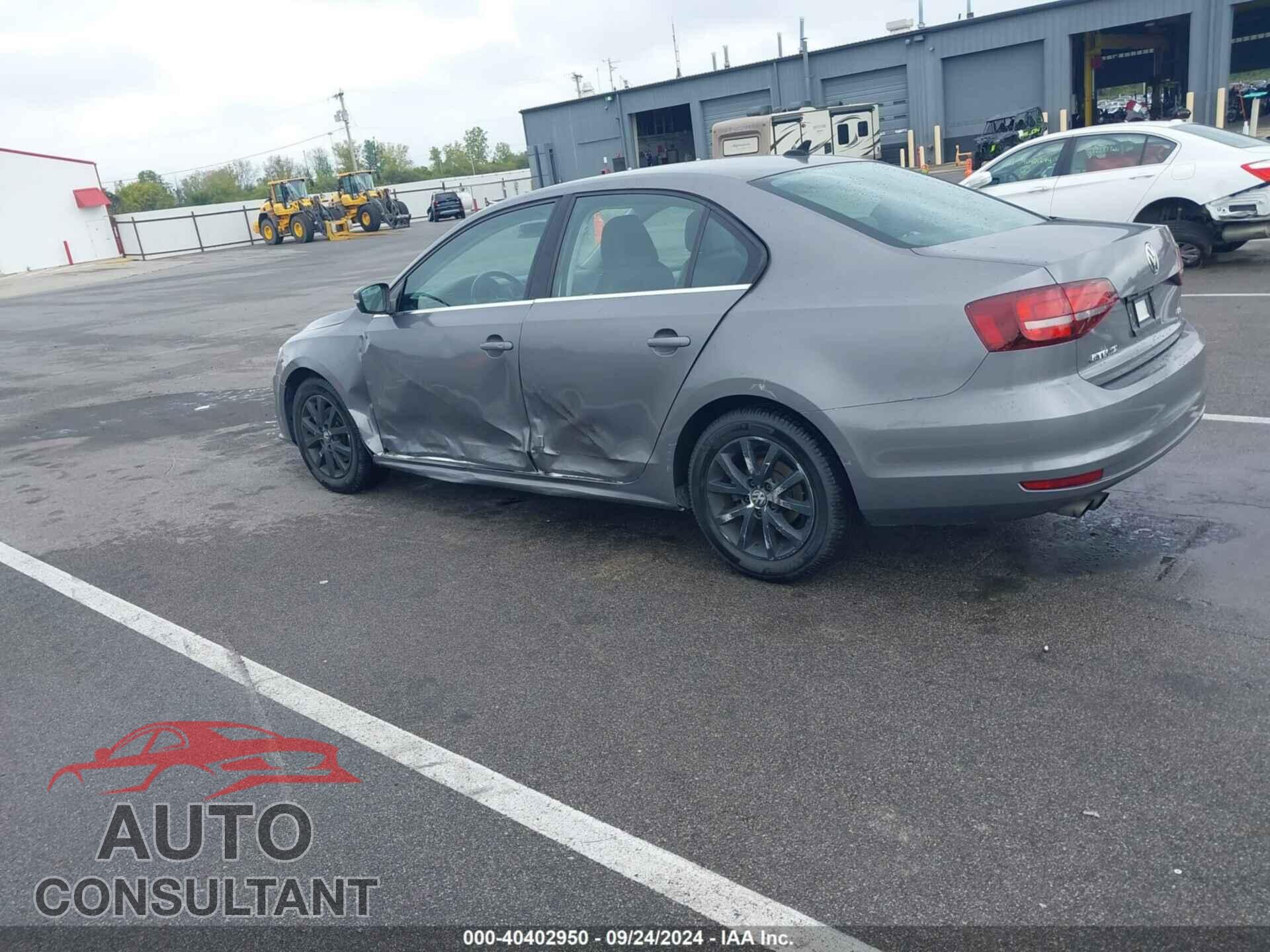 VOLKSWAGEN JETTA 2017 - 3VWDB7AJ6HM308601