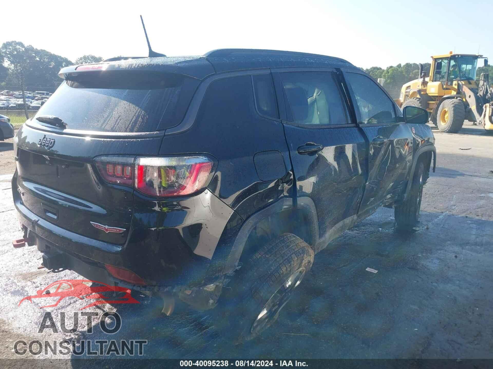 JEEP COMPASS 2018 - 3C4NJDDB2JT128833