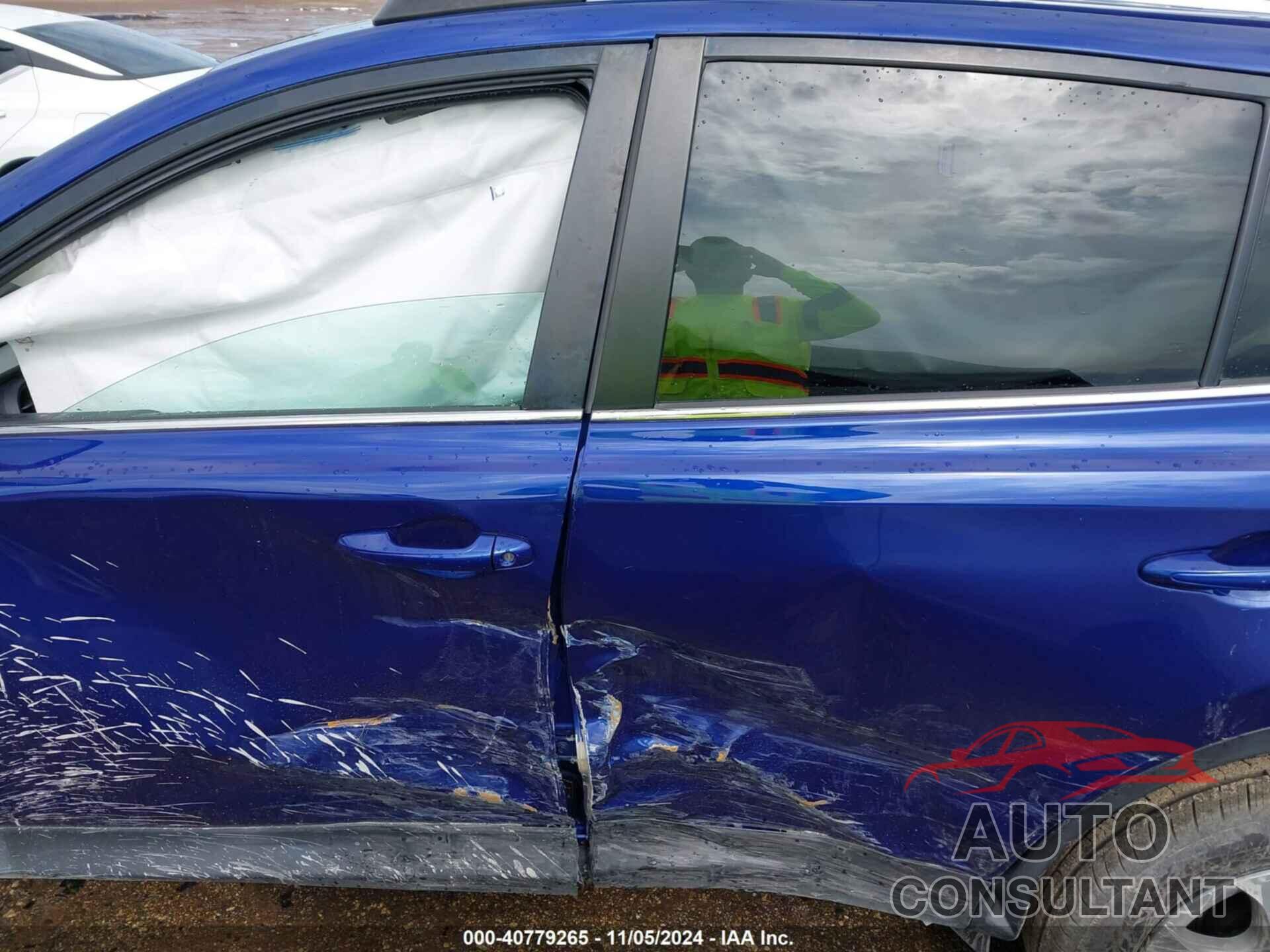 TOYOTA RAV4 2015 - 2T3ZFREV6FW143599