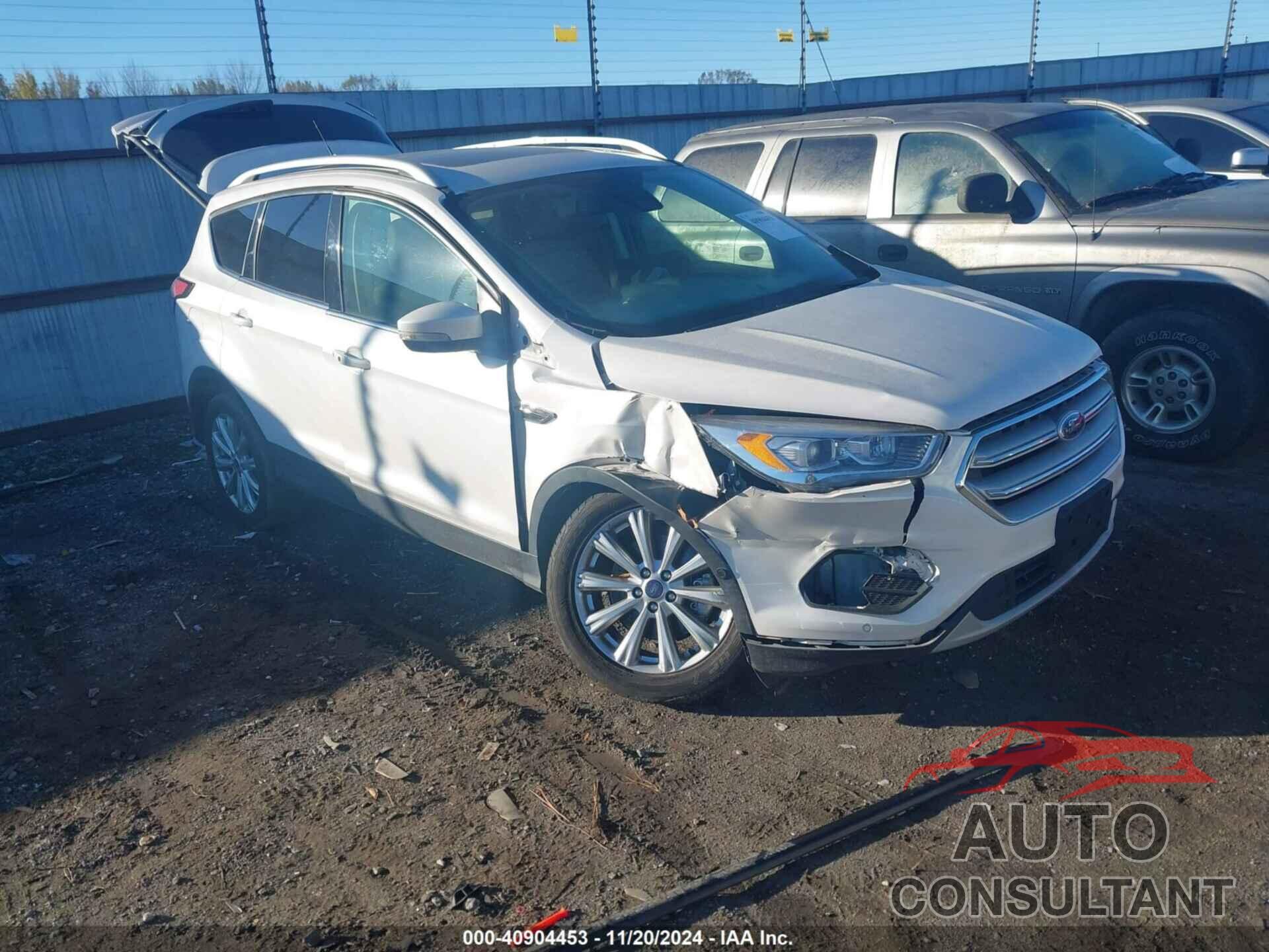 FORD ESCAPE 2018 - 1FMCU0J94JUB69068