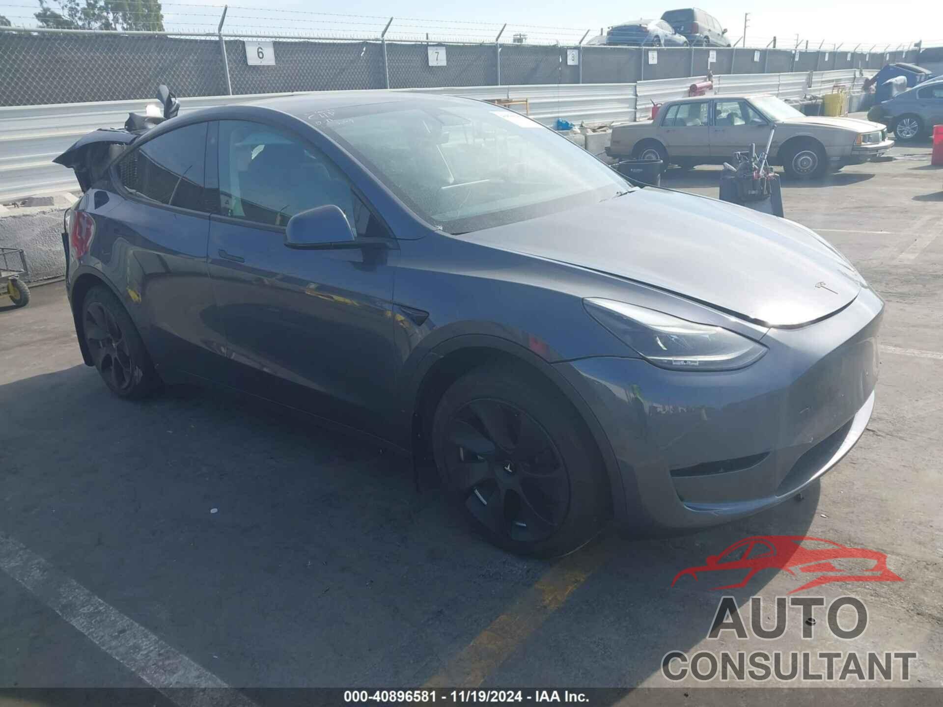 TESLA MODEL Y 2023 - 7SAYGAEE8PF623860