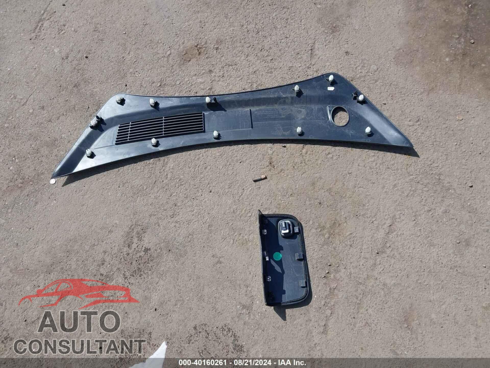 TESLA MODEL 3 2021 - 5YJ3E1EA9MF076538