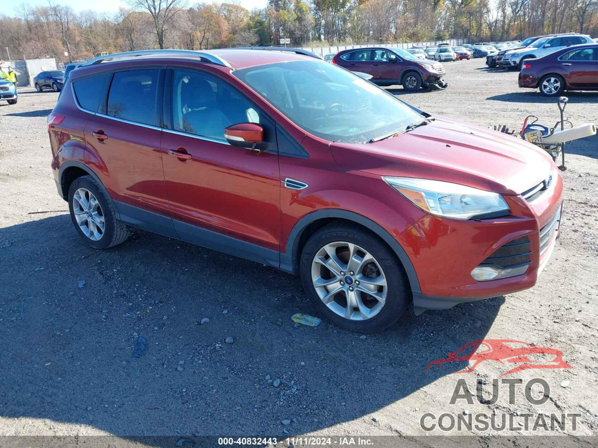 FORD ESCAPE 2014 - 1FMCU0J90EUD13477