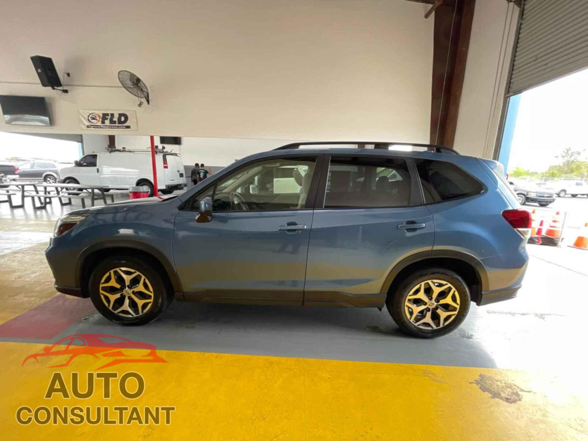 SUBARU FORESTER 2019 - JF2SKAECXKH549609