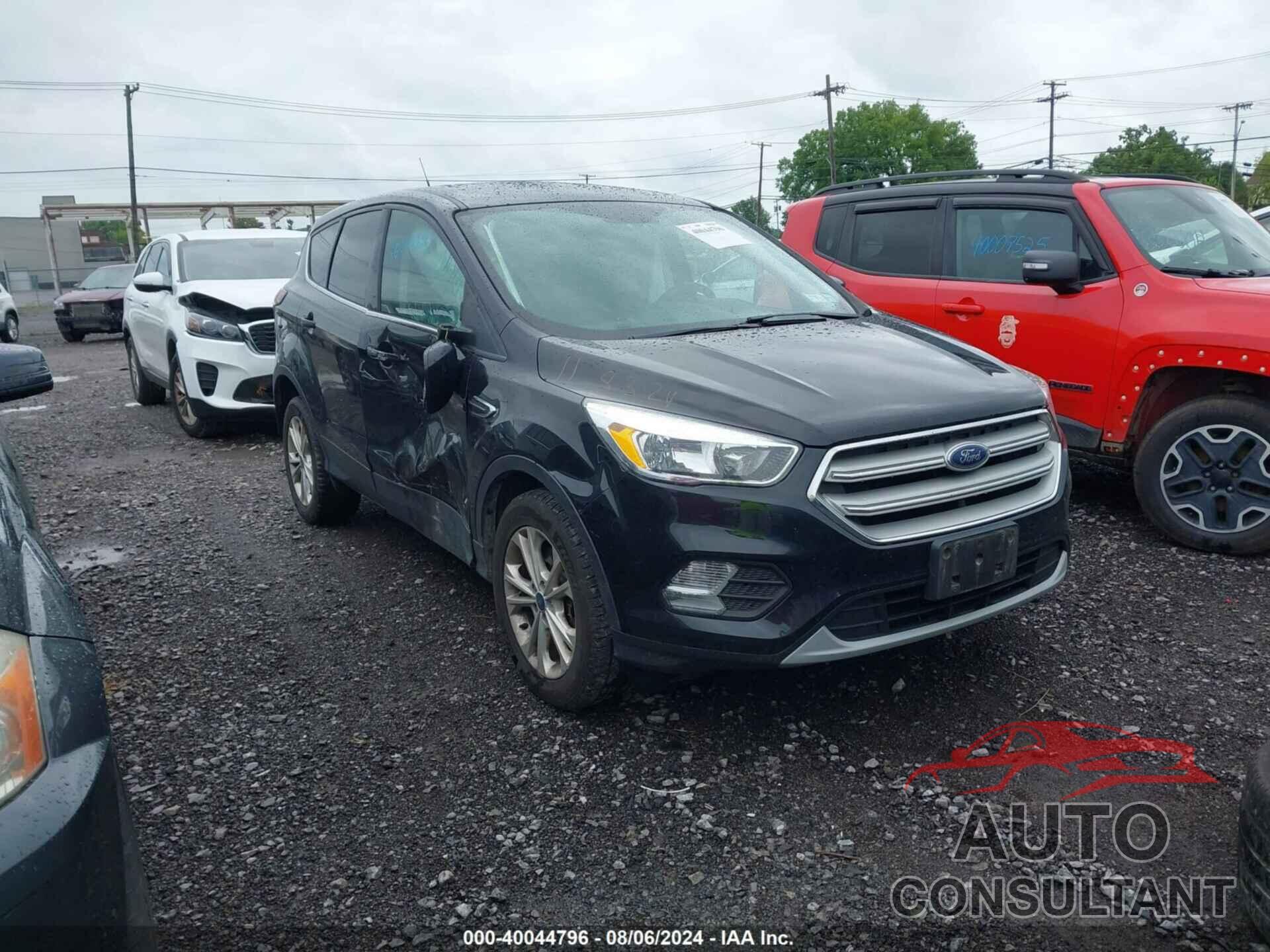 FORD ESCAPE 2019 - 1FMCU9GD4KUC05973