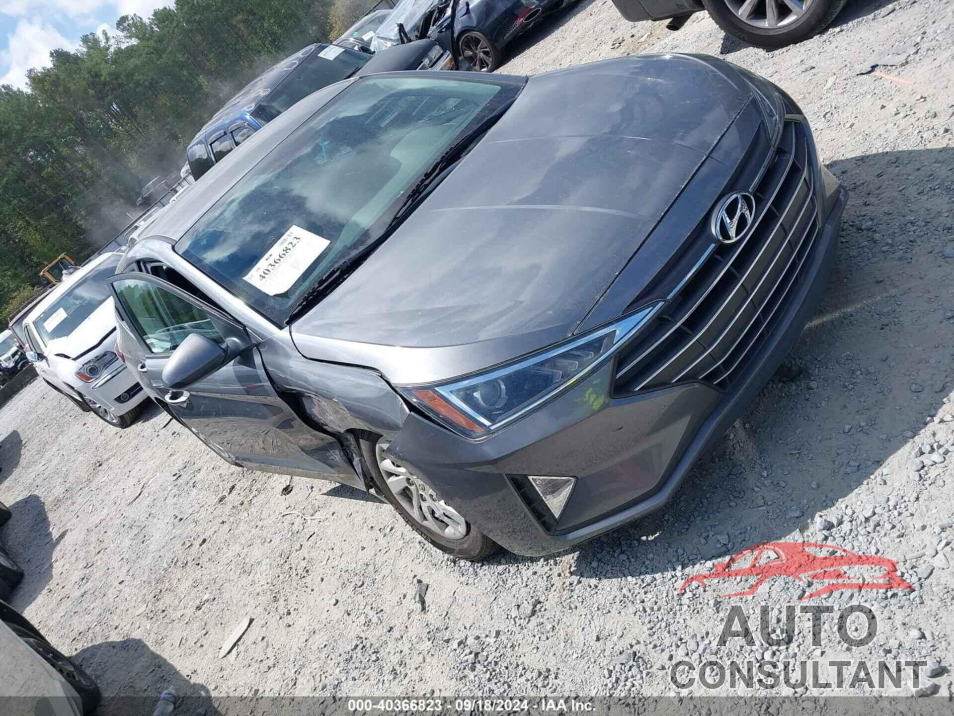 HYUNDAI ELANTRA 2019 - 5NPD74LF6KH494441