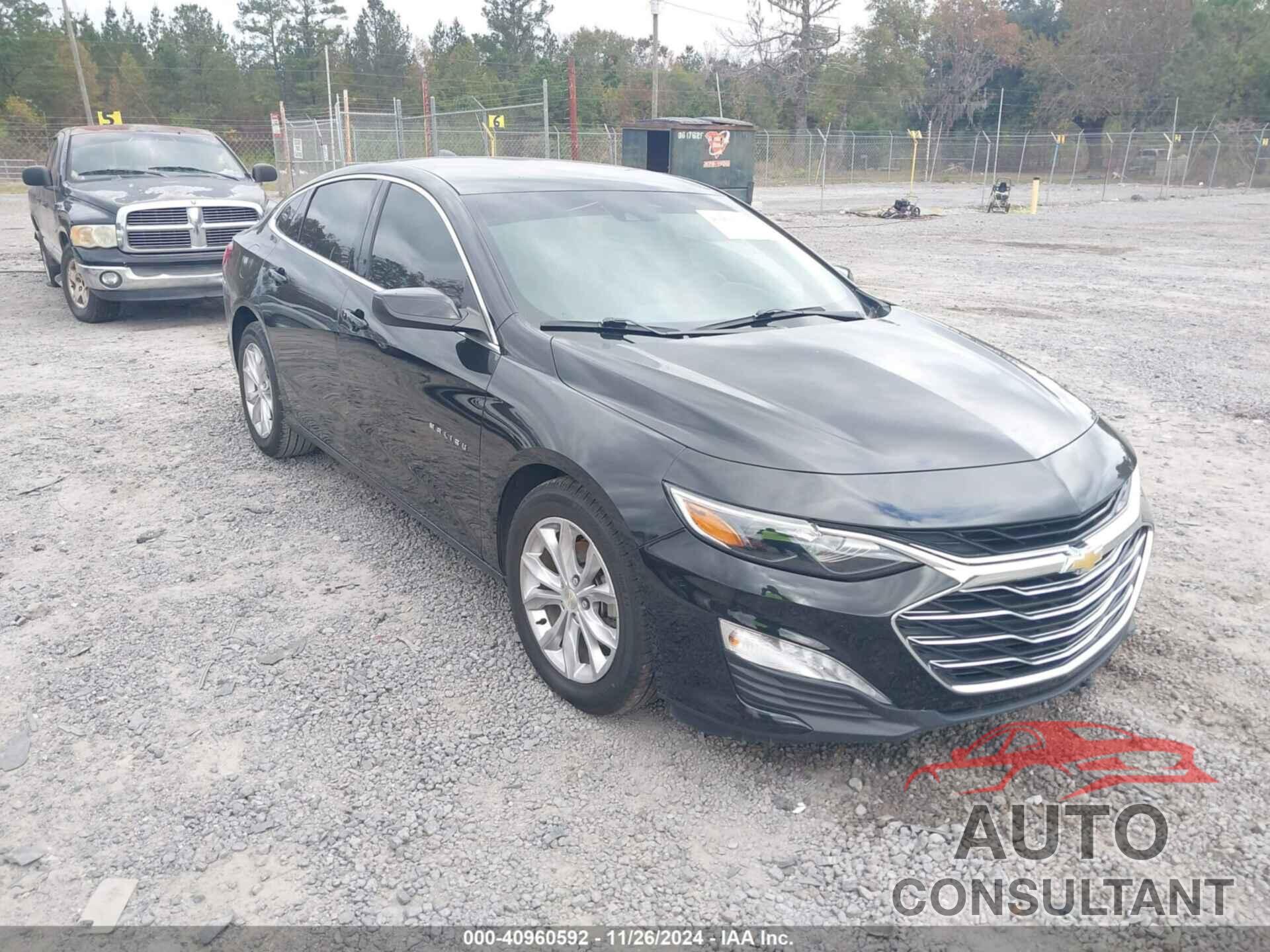 CHEVROLET MALIBU 2023 - 1G1ZD5ST8PF130575