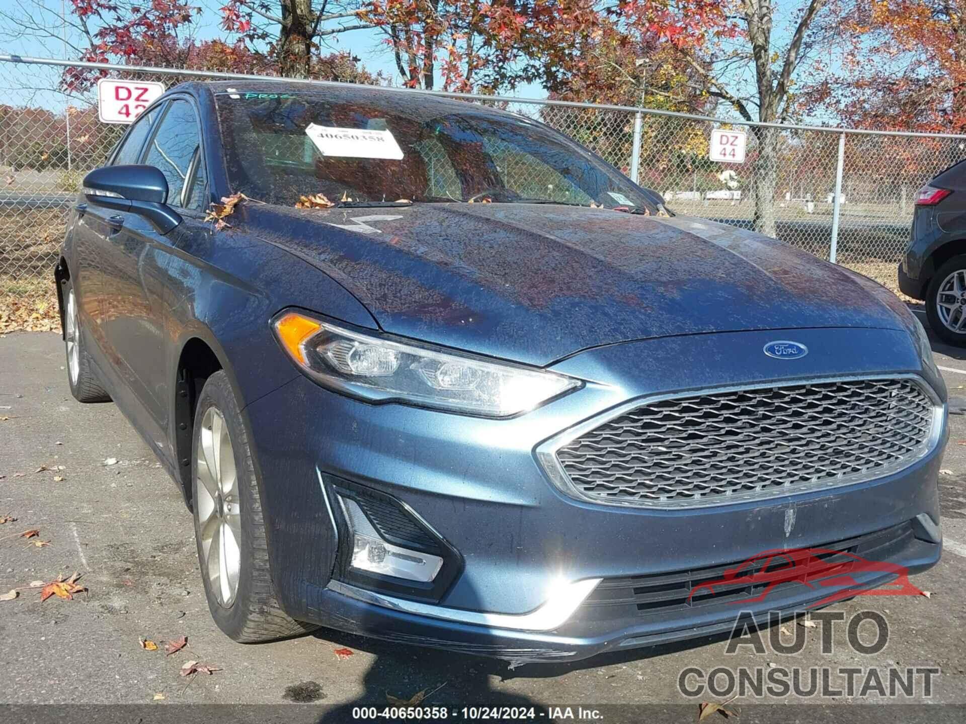 FORD FUSION ENERGI 2019 - 3FA6P0SU7KR185307