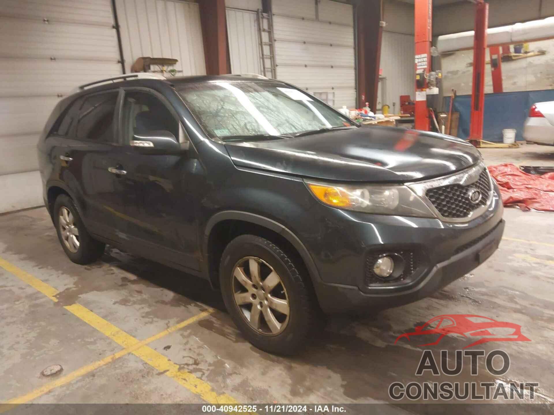 KIA SORENTO 2013 - 5XYKT3A68DG313267