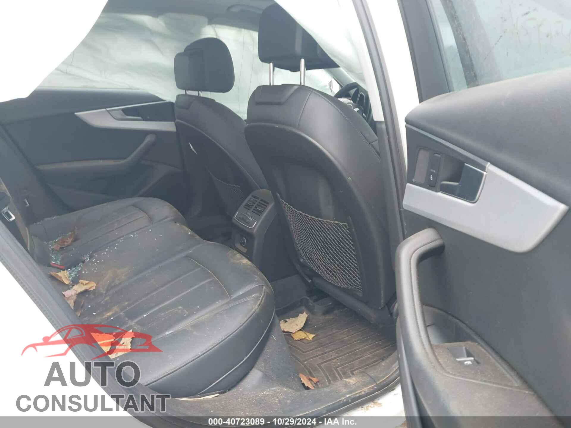 AUDI A4 2017 - WAUDNAF40HN054834