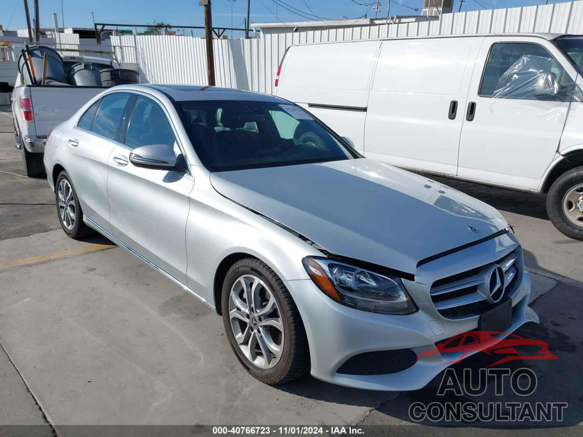MERCEDES-BENZ C 300 2018 - 55SWF4JB0JU265650