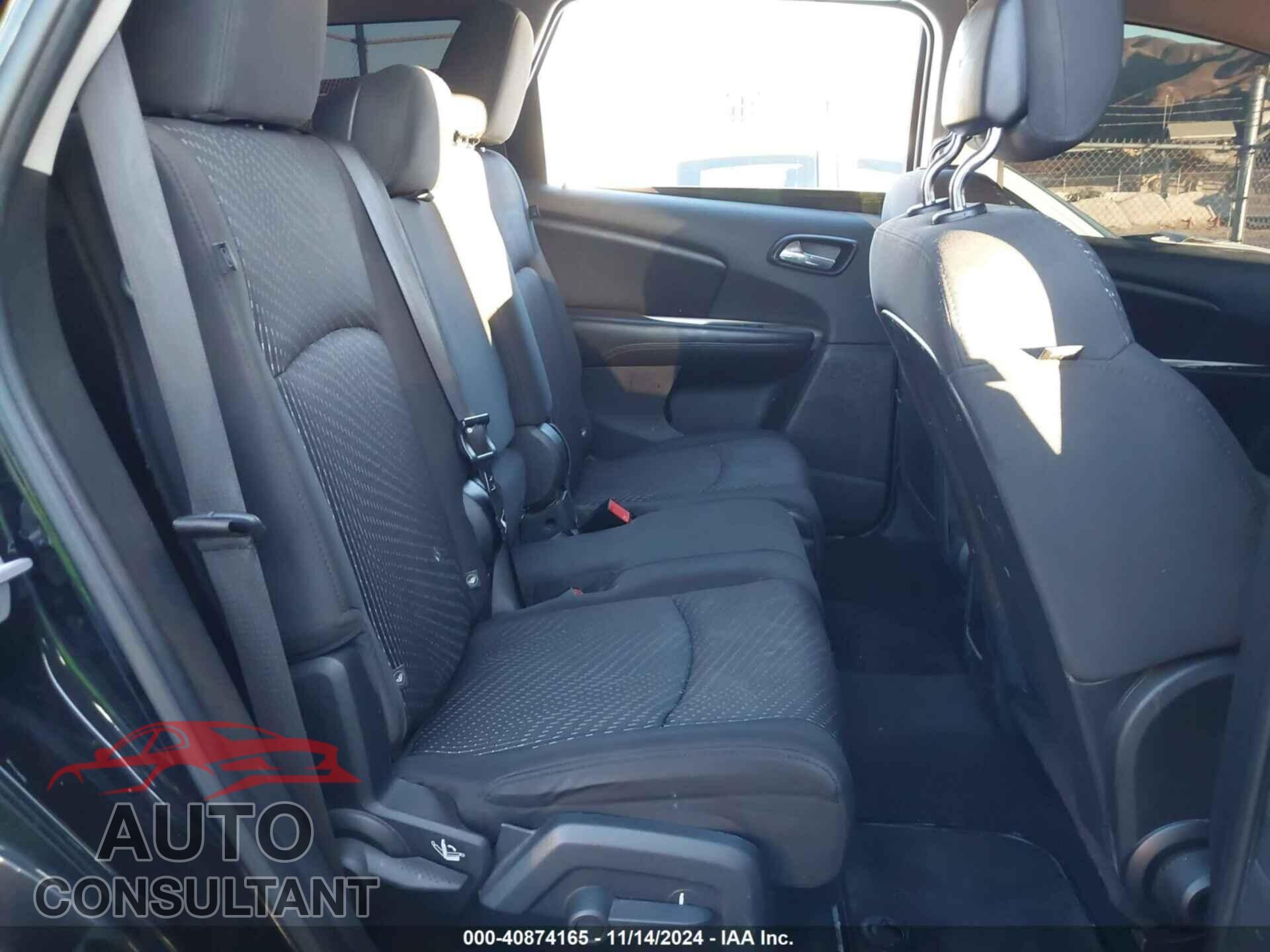 DODGE JOURNEY 2015 - 3C4PDCBG2FT743835
