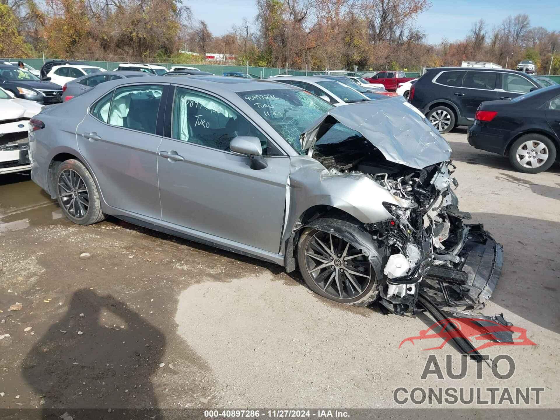 TOYOTA CAMRY 2021 - 4T1T11BK6MU041600