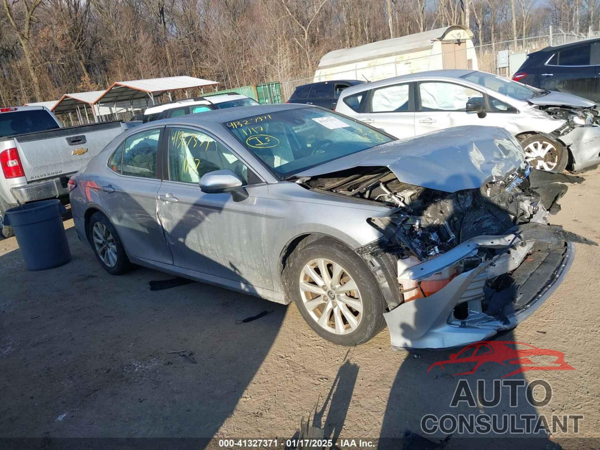 TOYOTA CAMRY 2019 - 4T1B11HK6KU703448