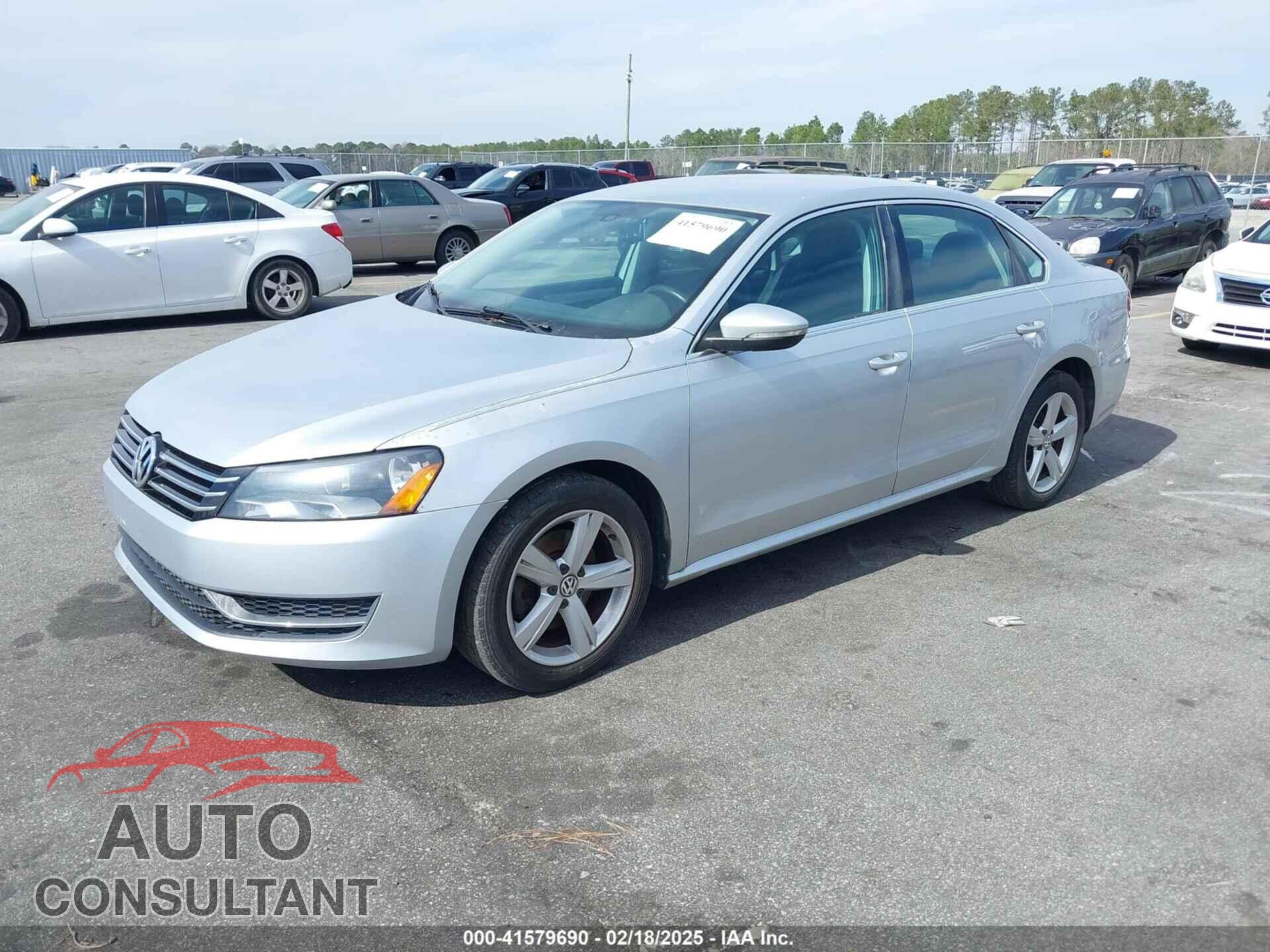 VOLKSWAGEN PASSAT 2012 - 1VWBP7A34CC045237