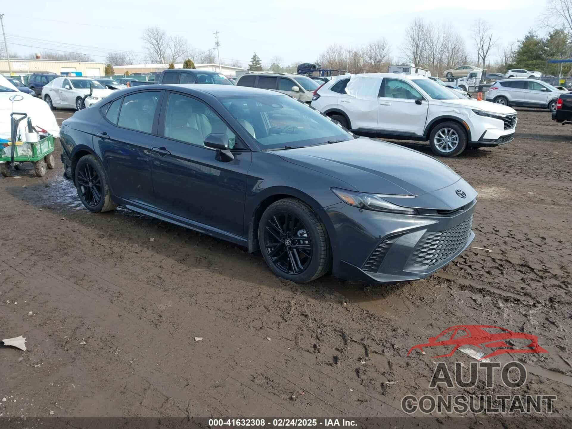 TOYOTA CAMRY 2025 - 4T1DAACK1SU520281