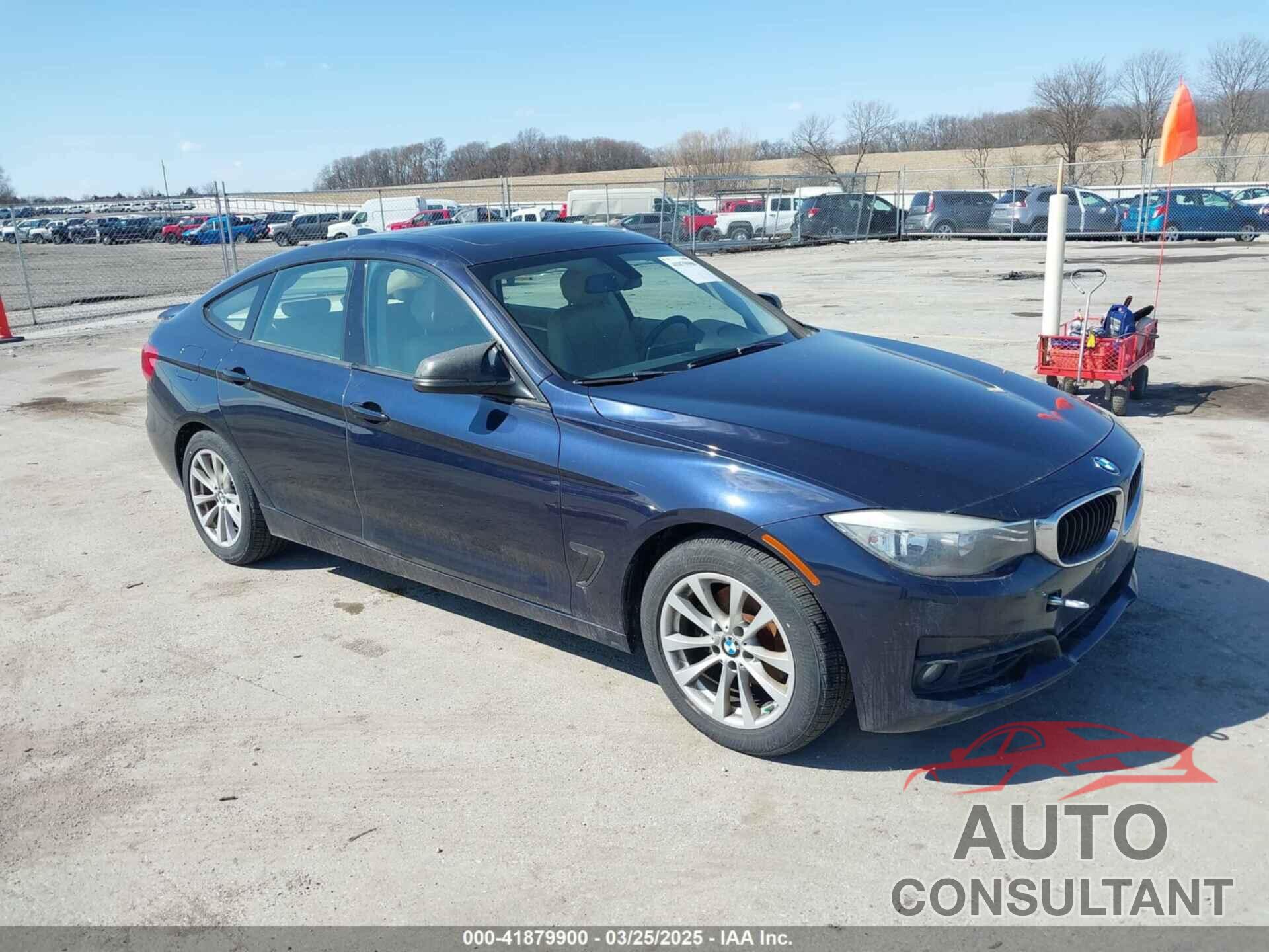 BMW 328I GRAN TURISMO 2014 - WBA3X5C51ED557333
