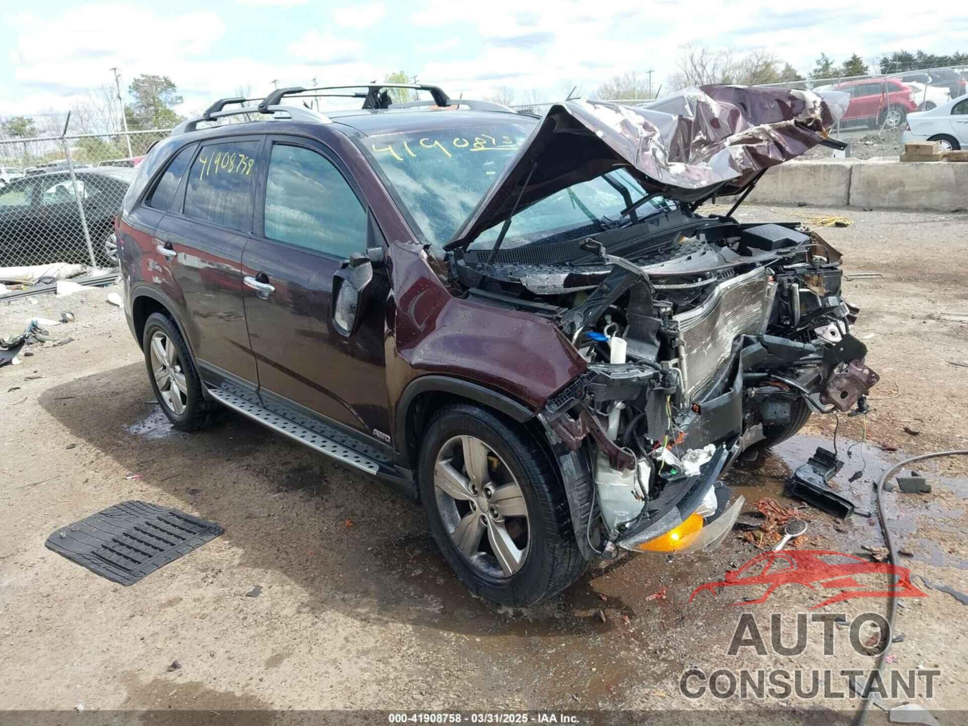 KIA SORENTO 2012 - 5XYKUDA24CG203508