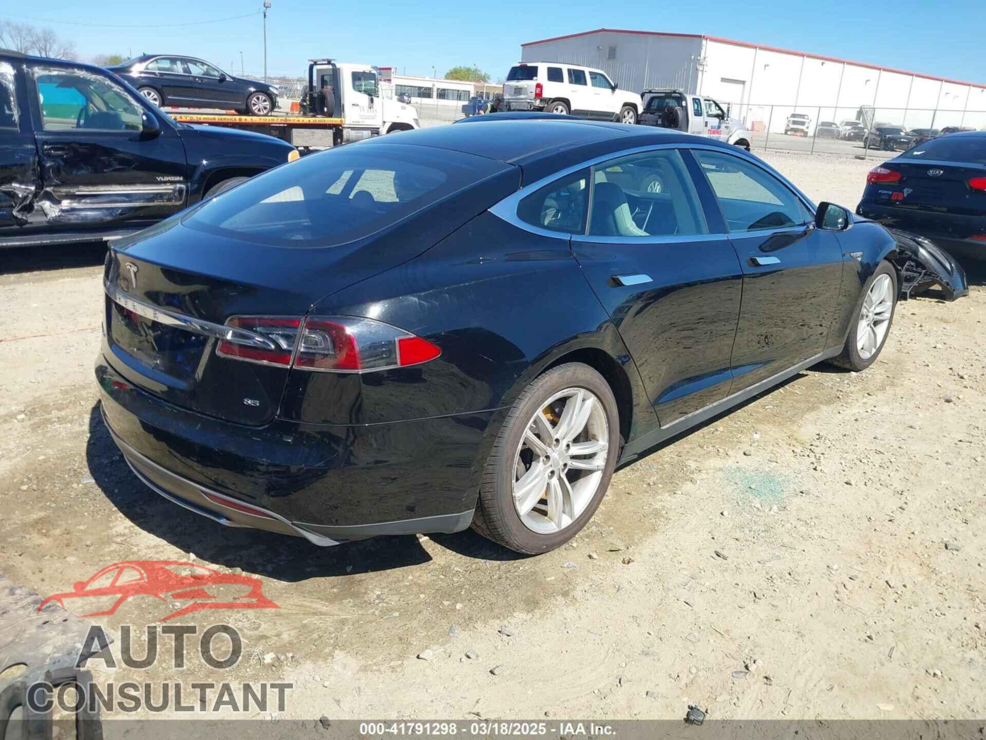 TESLA MODEL S 2012 - 5YJSA1CN1CFP03101