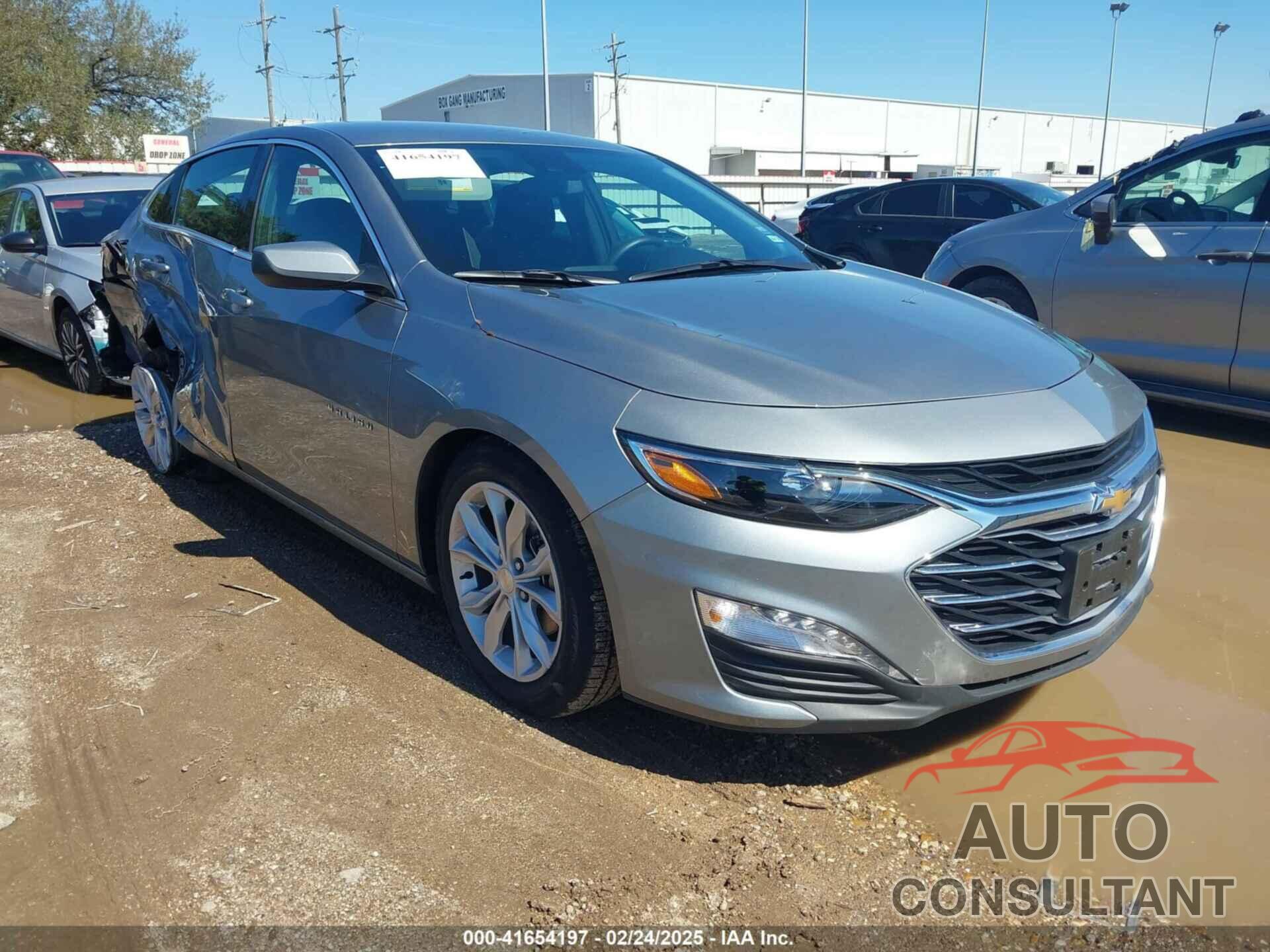 CHEVROLET MALIBU 2025 - 1G1ZD5ST4SF138603