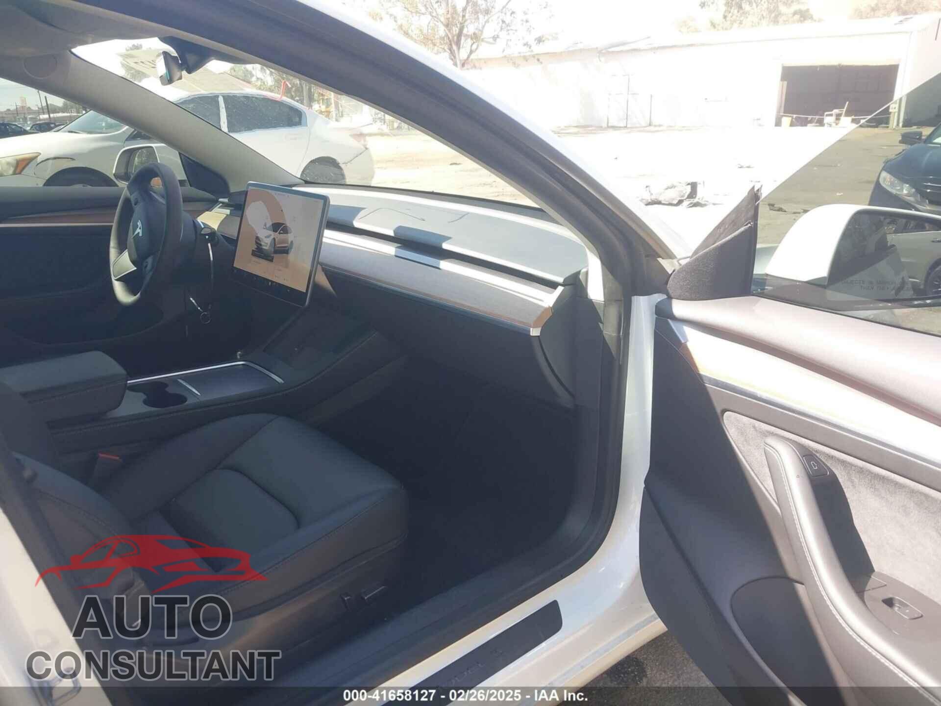 TESLA MODEL 3 2022 - 5YJ3E1EB8NF212930