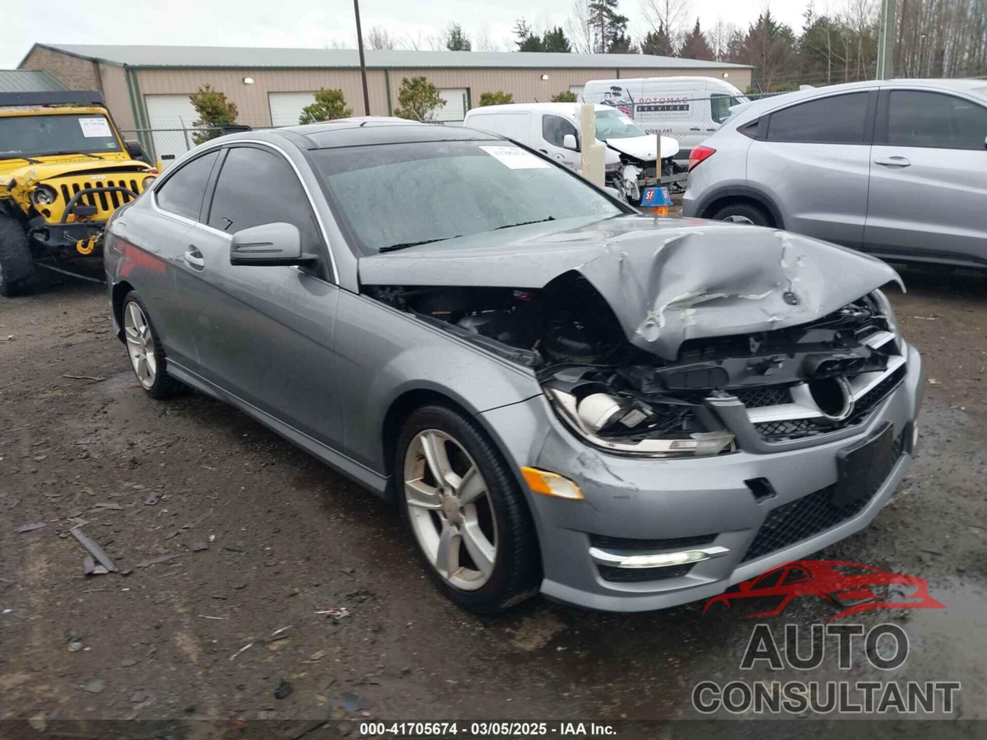 MERCEDES-BENZ C 250 2013 - WDDGJ4HB0DG063367
