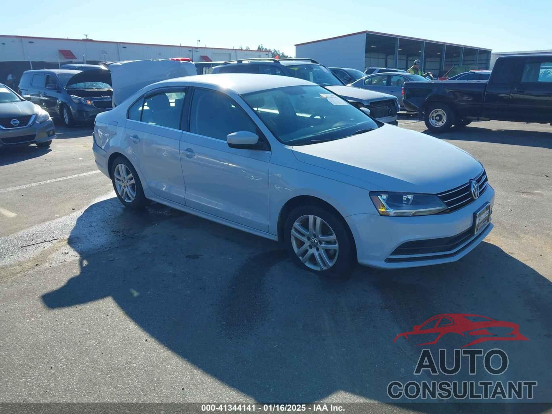 VOLKSWAGEN JETTA 2017 - 3VW2B7AJ0HM240402