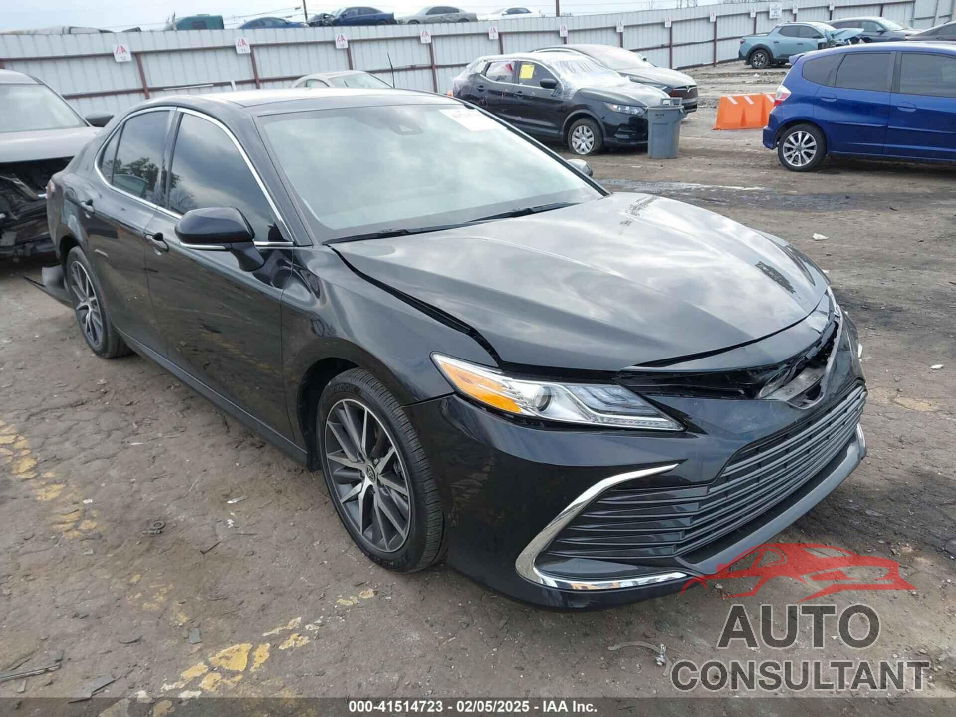 TOYOTA CAMRY 2022 - 4T1FZ1AK5NU061295