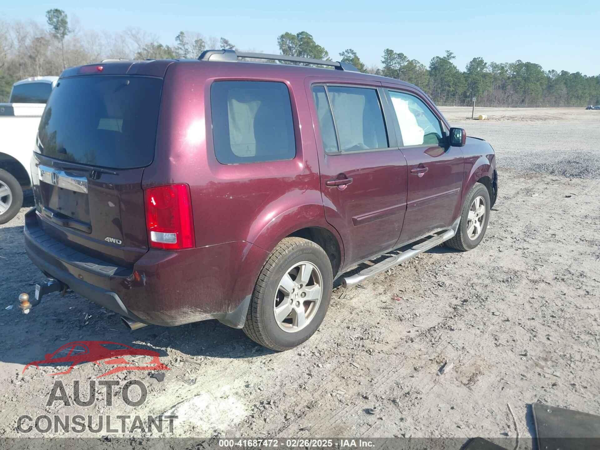 HONDA PILOT 2011 - 5FNYF4H47BB011355