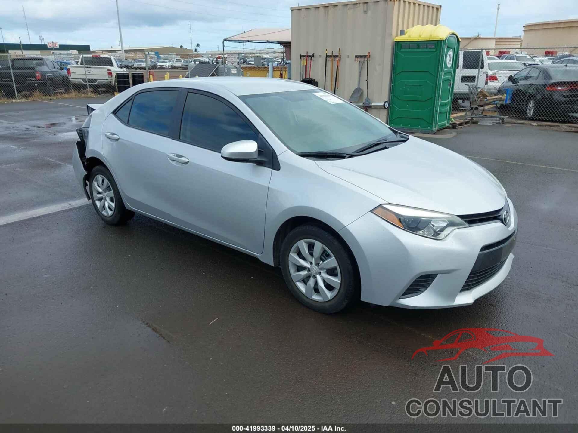 TOYOTA COROLLA 2015 - 5YFBURHE4FP222878