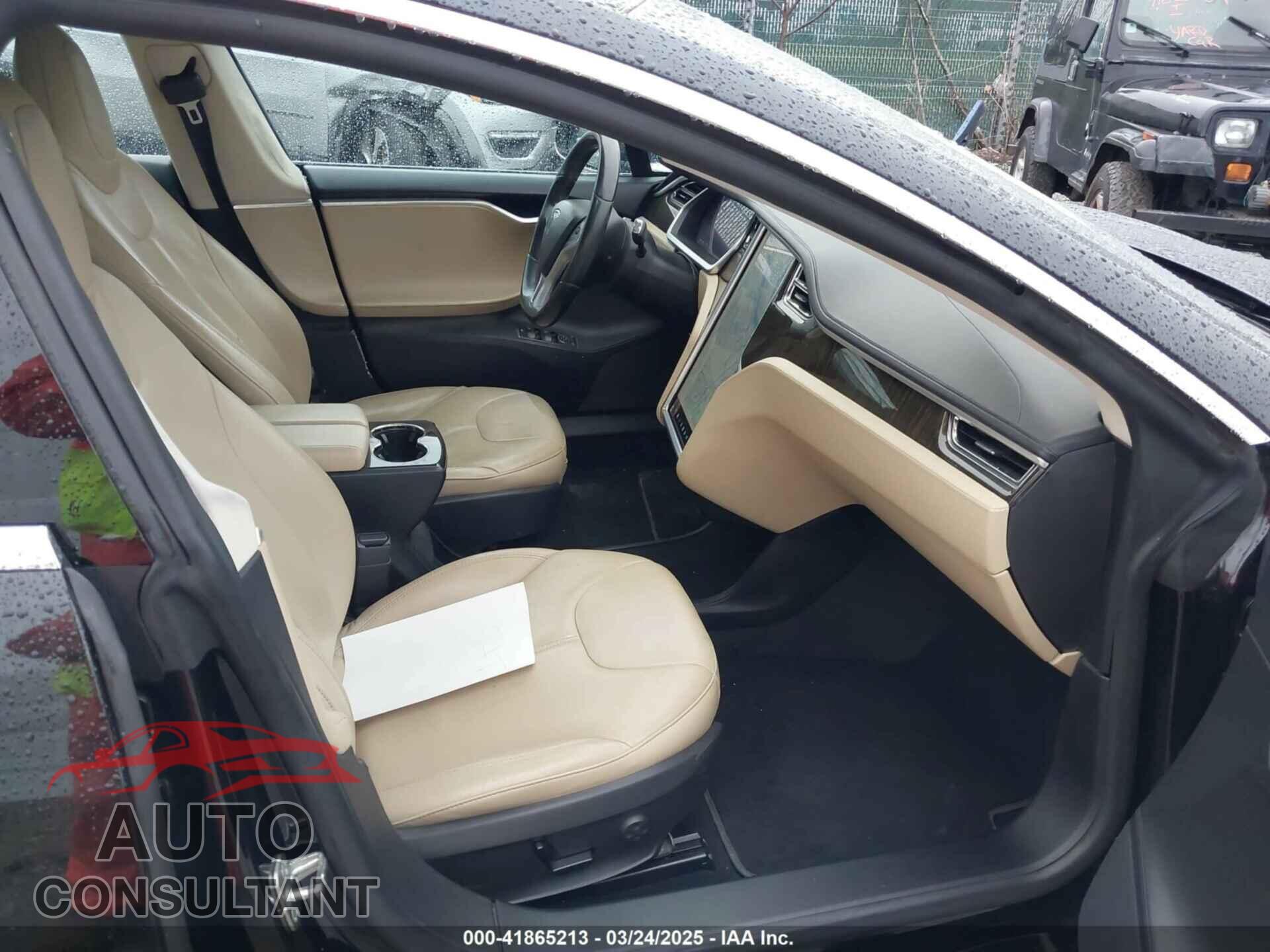 TESLA MODEL S 2013 - 5YJSA1DN9DFP03380