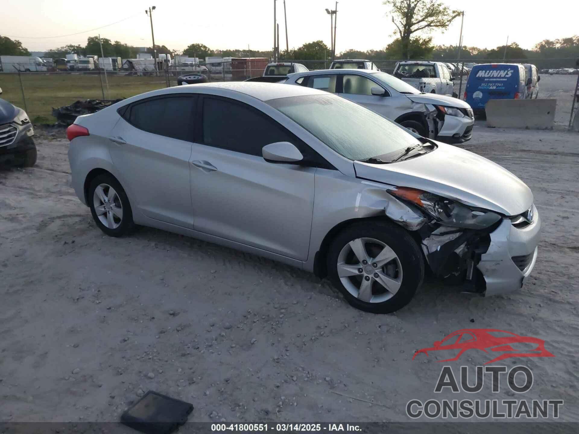 HYUNDAI ELANTRA 2013 - 5NPDH4AE7DH352285