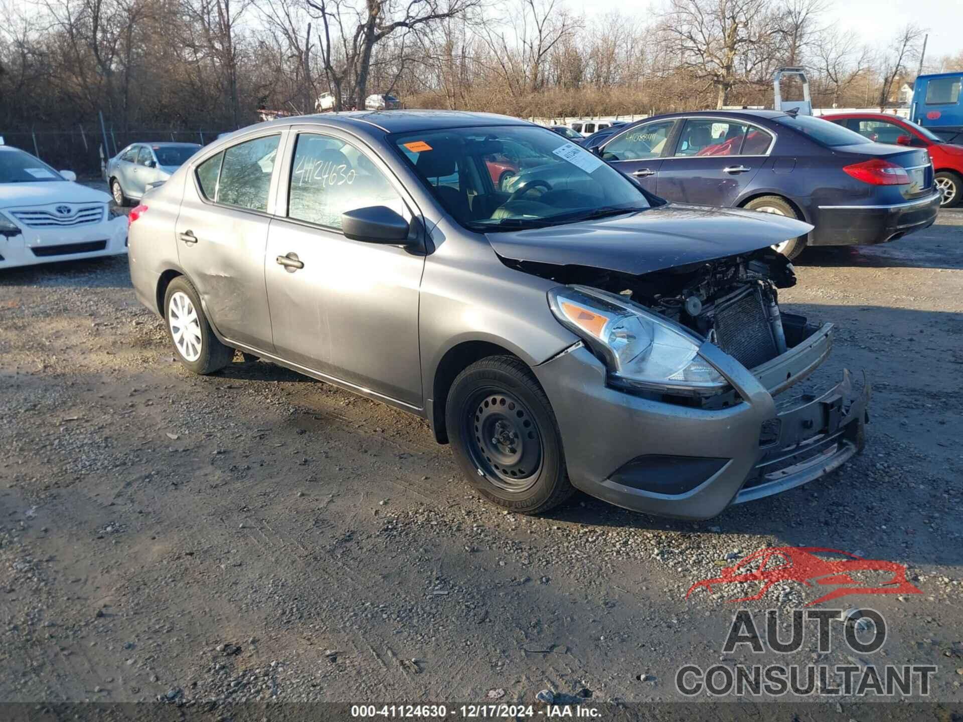 NISSAN VERSA 2018 - 3N1CN7AP8JL852431