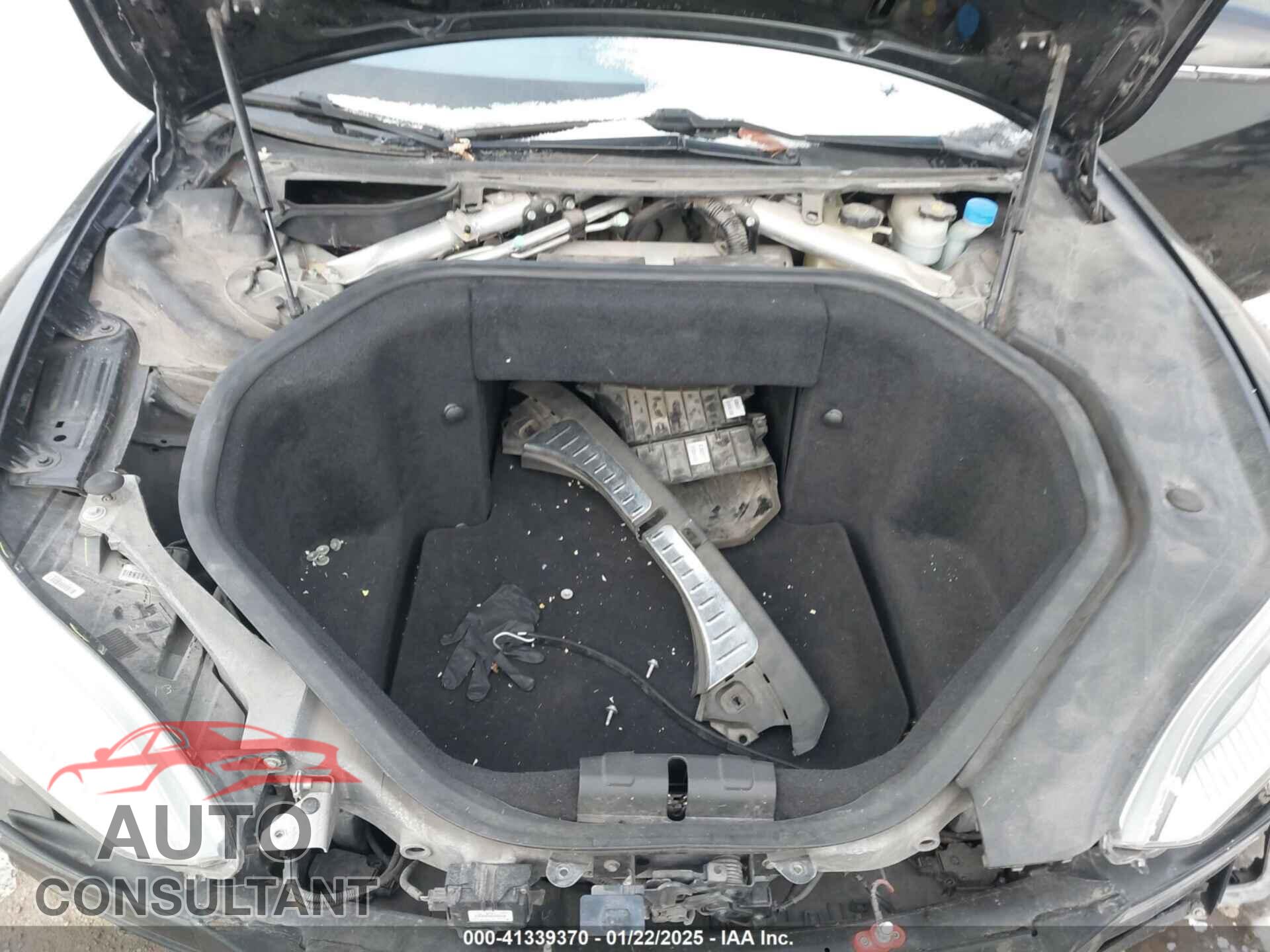 TESLA MODEL S 2013 - 5YJSA1AG2DFP11228