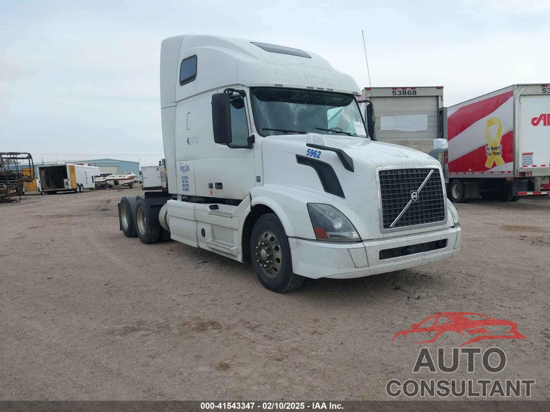 VOLVO VNL 2018 - 4V4NC9EH6JN886611