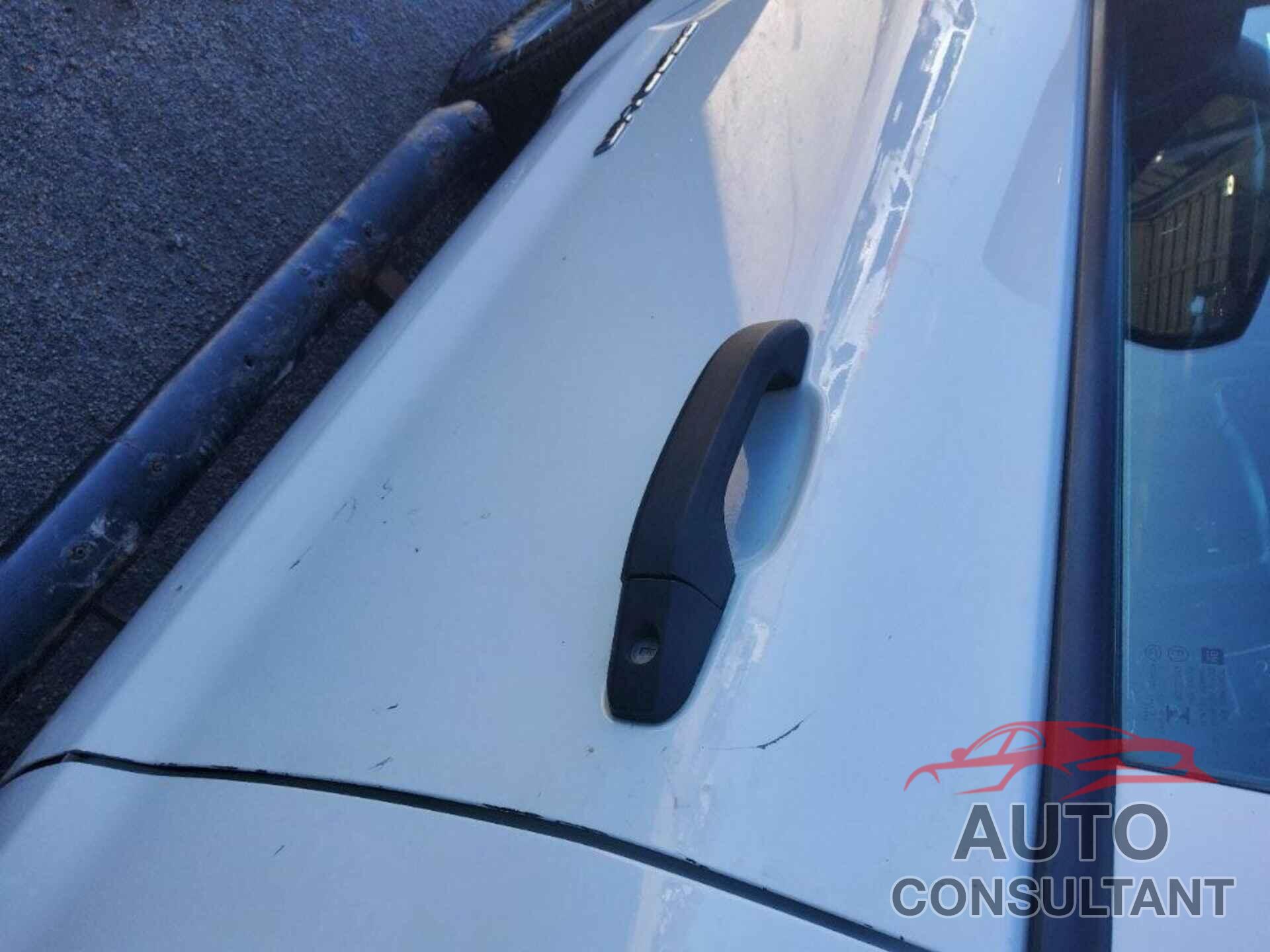 CHEVROLET SILVERADO 2018 - 1GC1KUEY0JF234805
